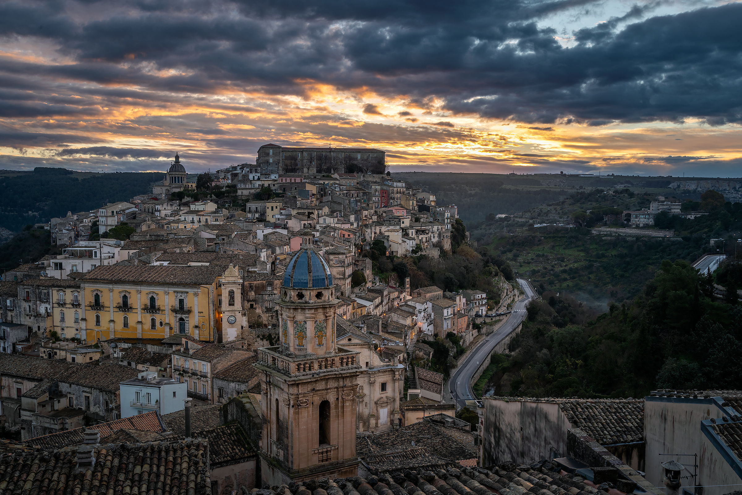 Una fredda alba su Ibla
