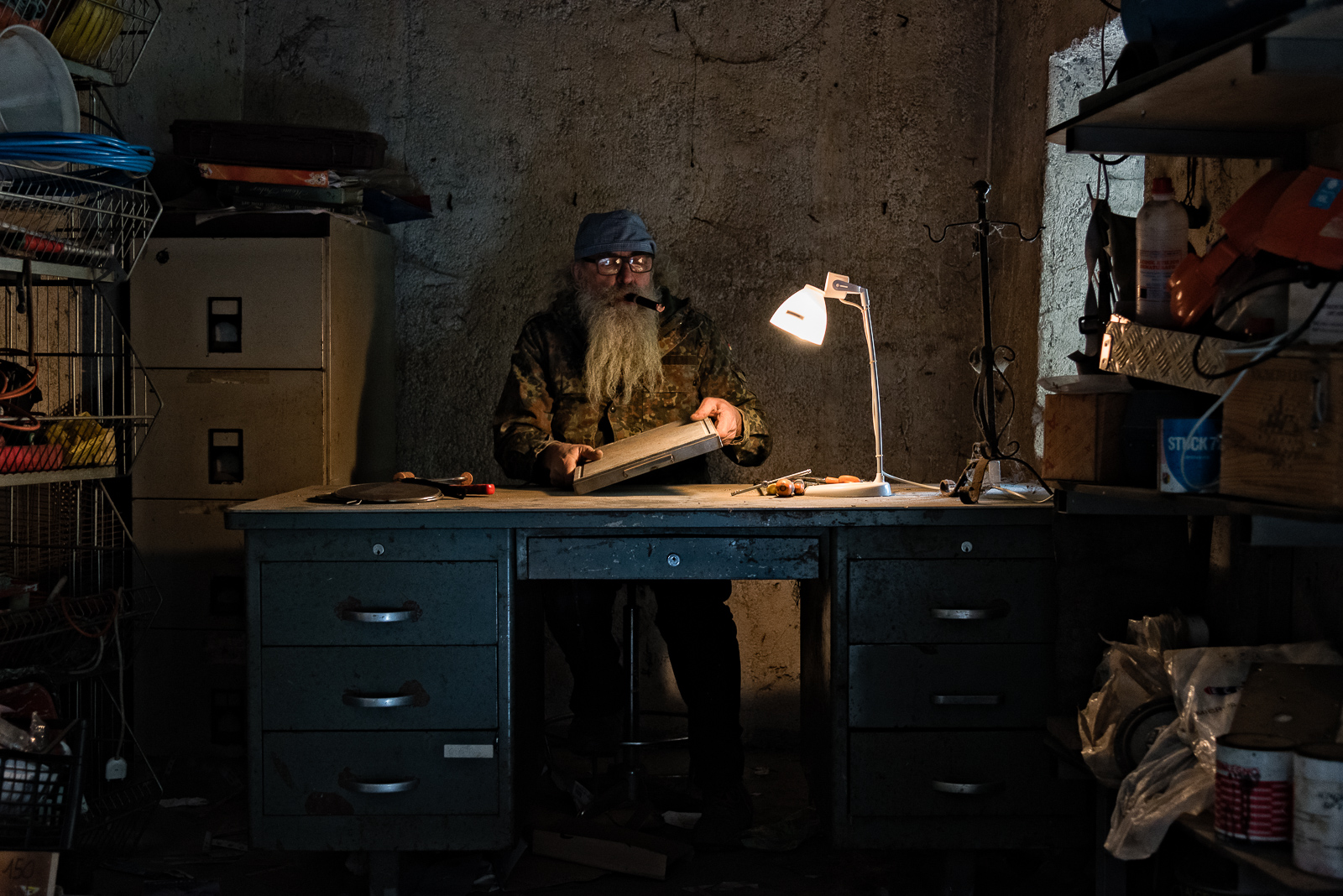 Oscar to the assemblage of its ollary stones.