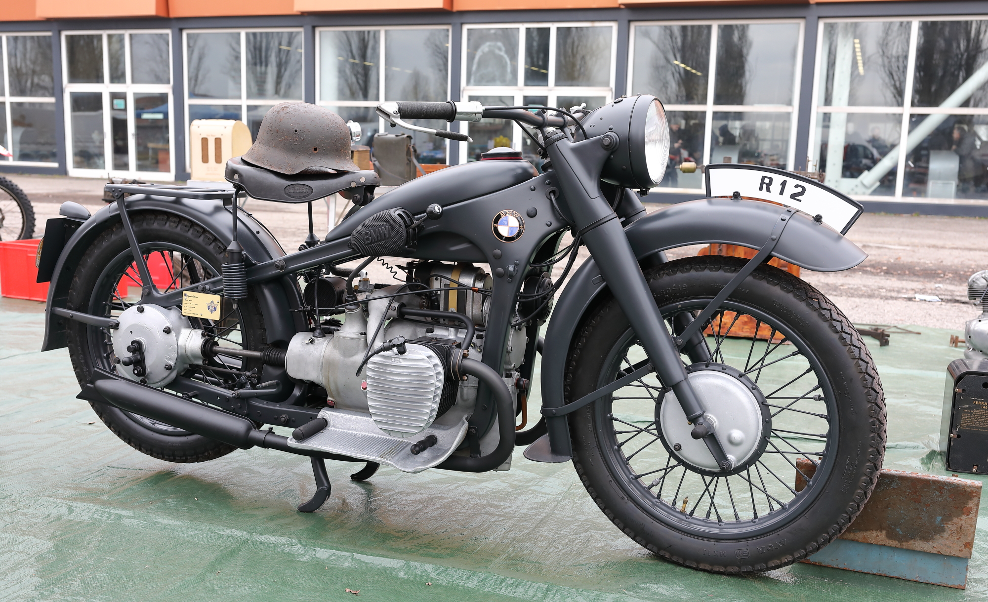 Ferrara-Cars and motorcycles of the past 2019.