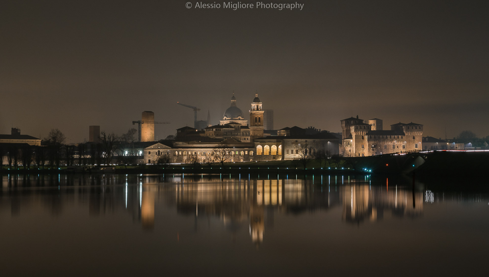 Mantua by night