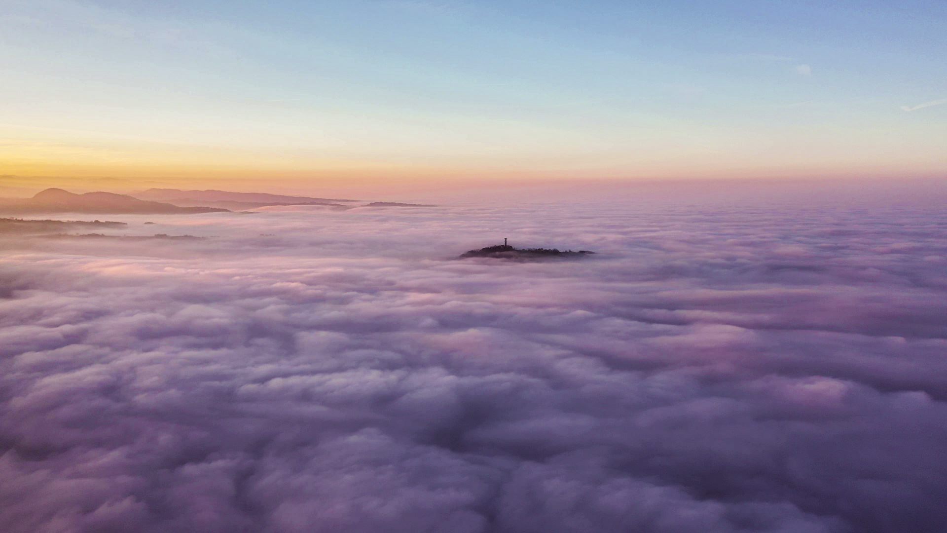 Non sempre la nebbia viene per nuocere...