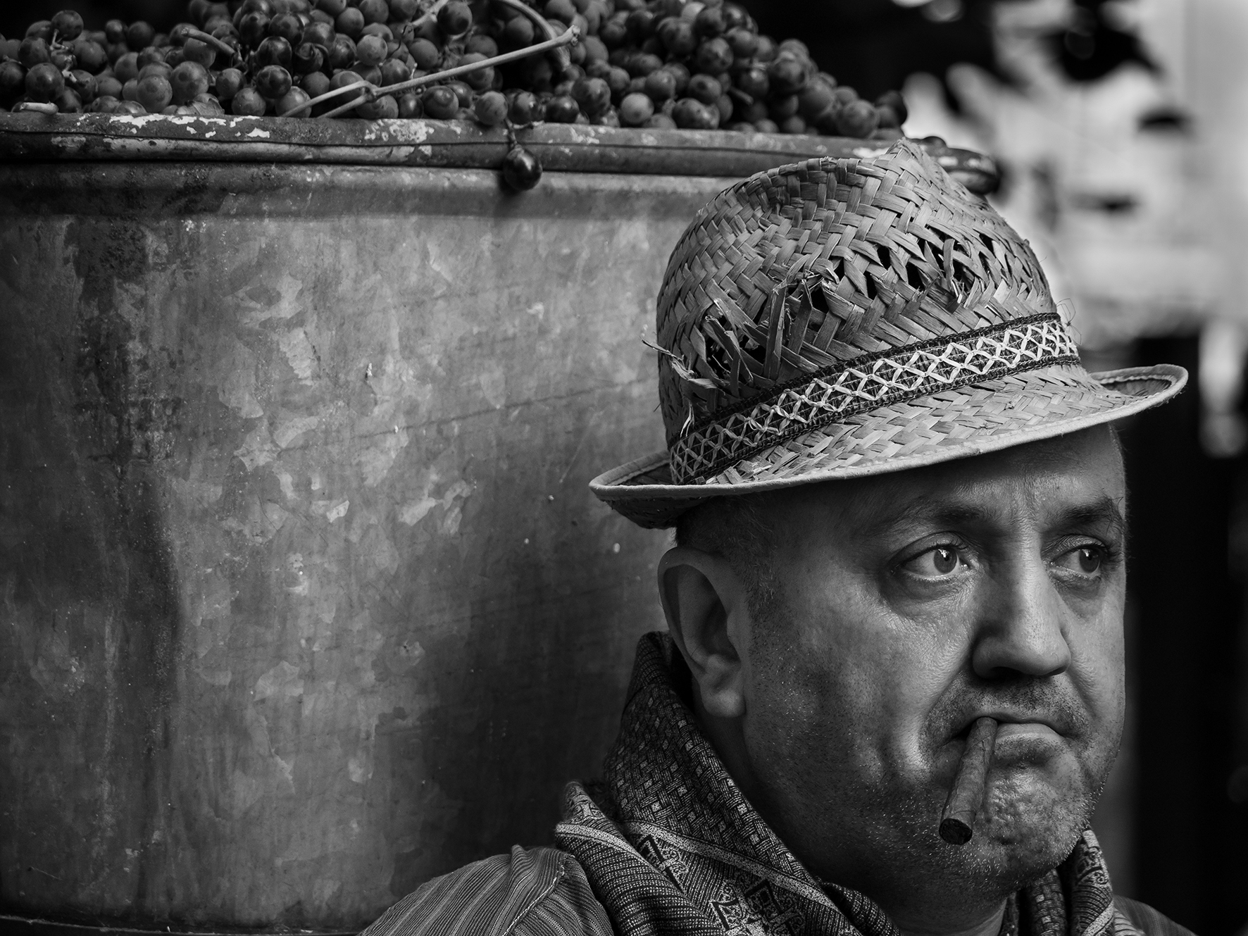 I have the grape, I just have to press it...