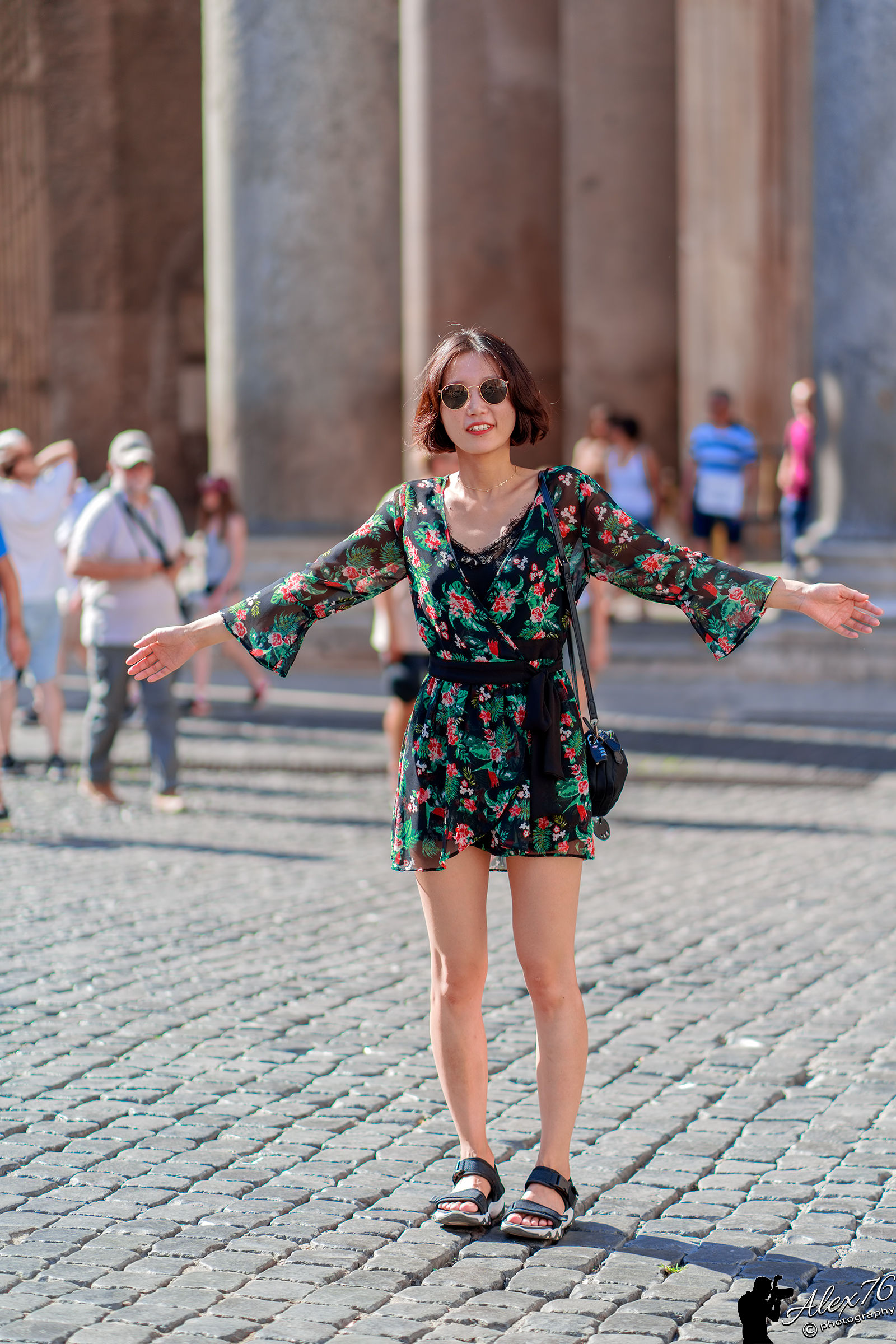 Come here and hug me!