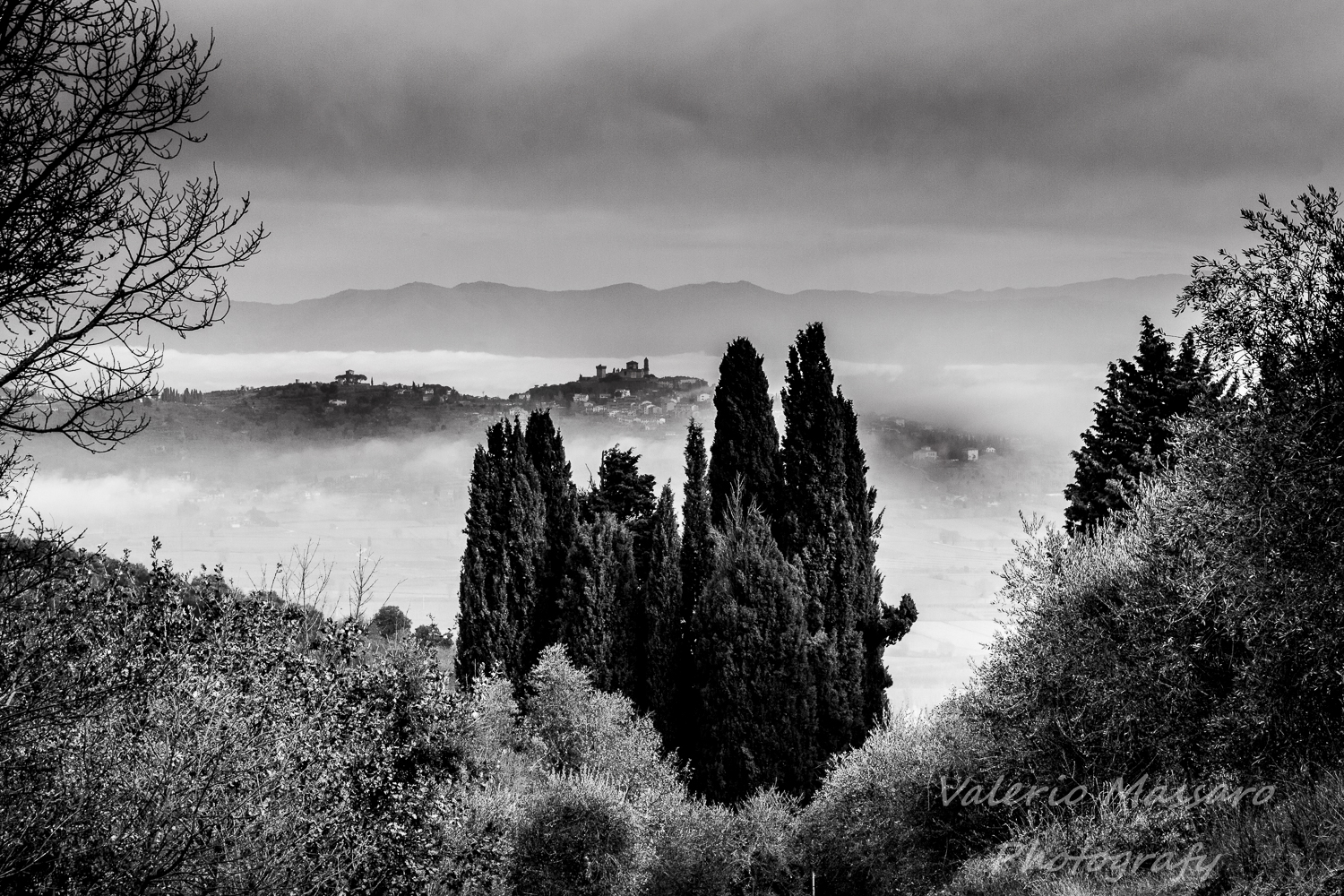 Arezzo among the mists