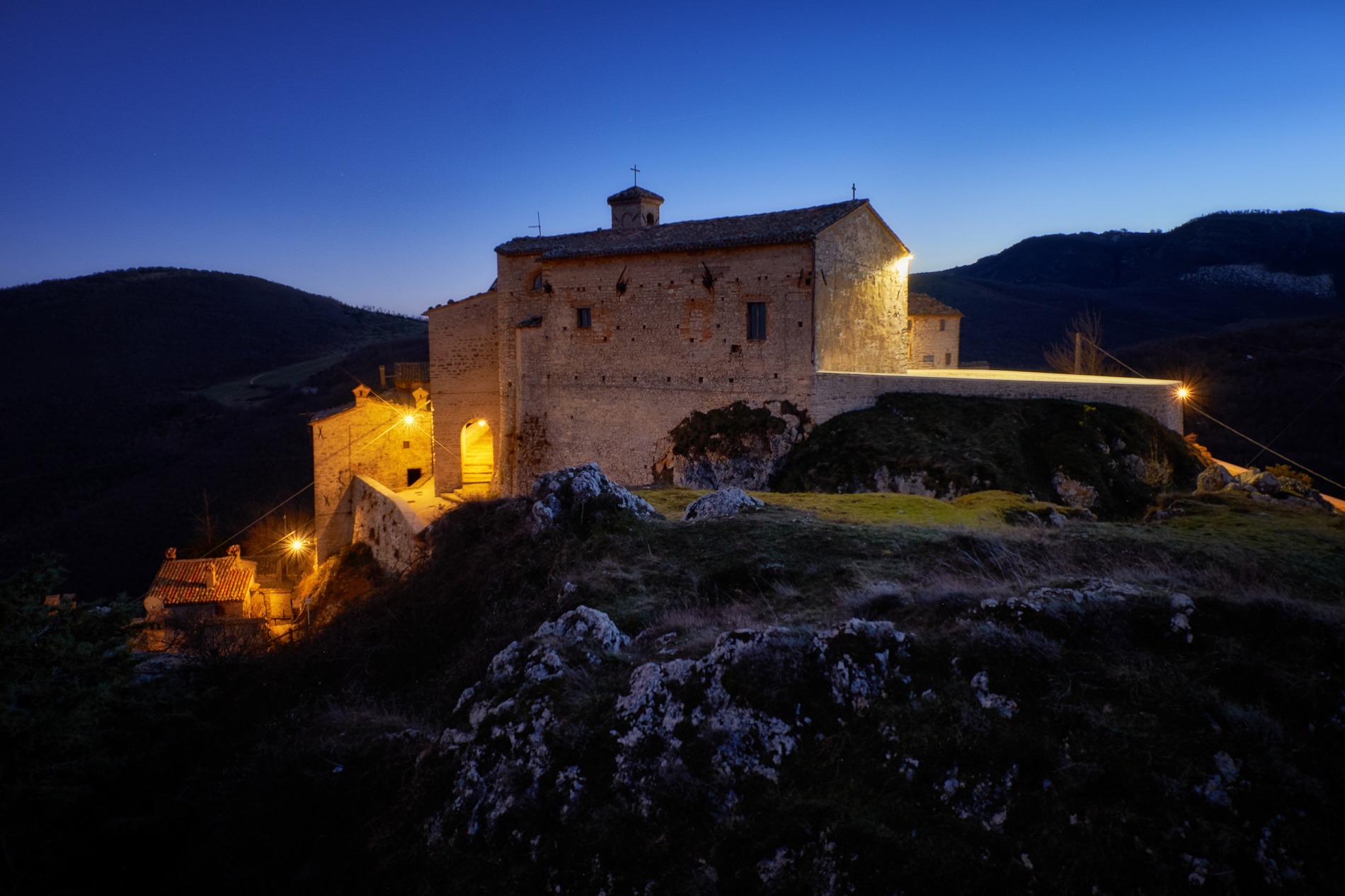 Almost night to Elcito