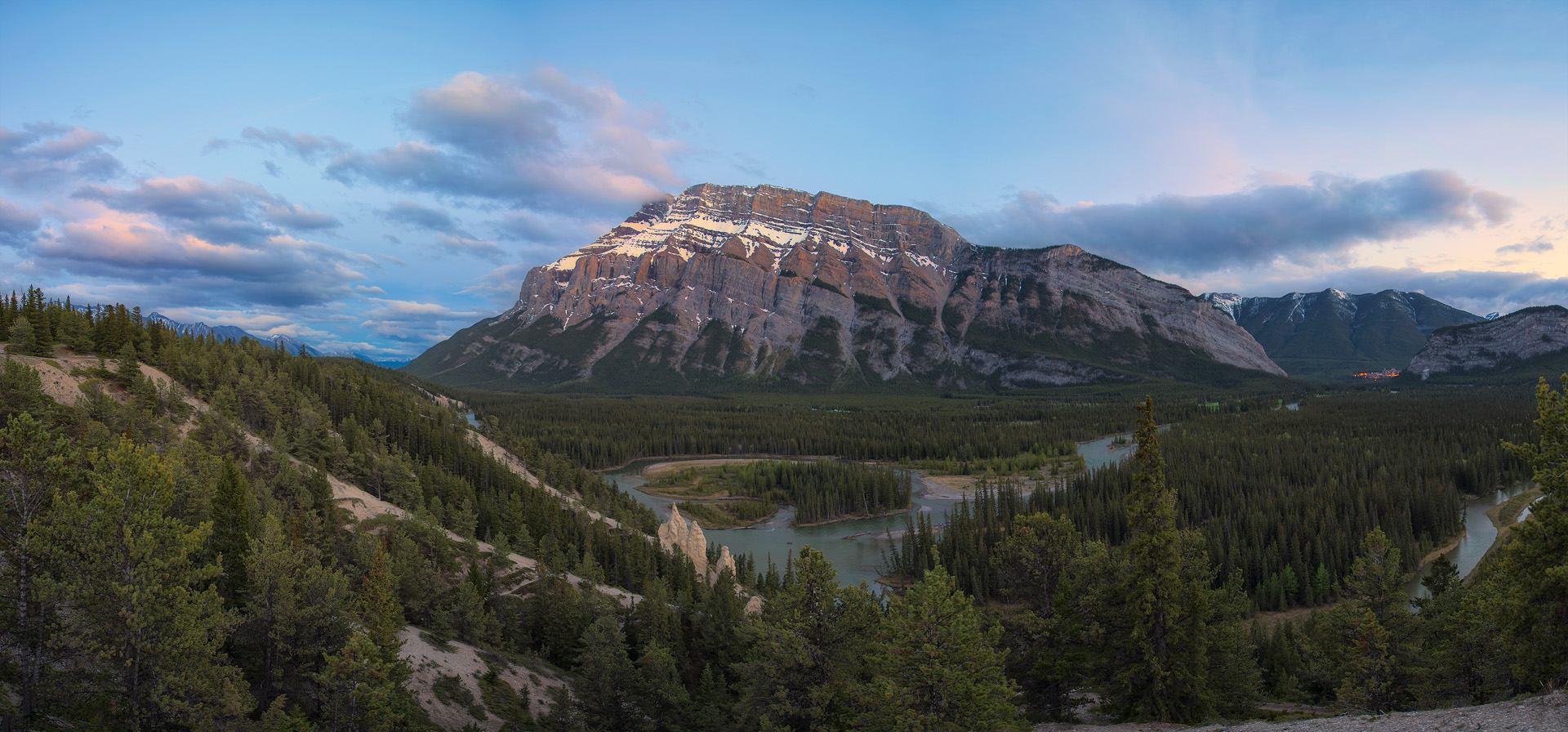 Banff valley, dopo il tramonto, 4 RAW Pano