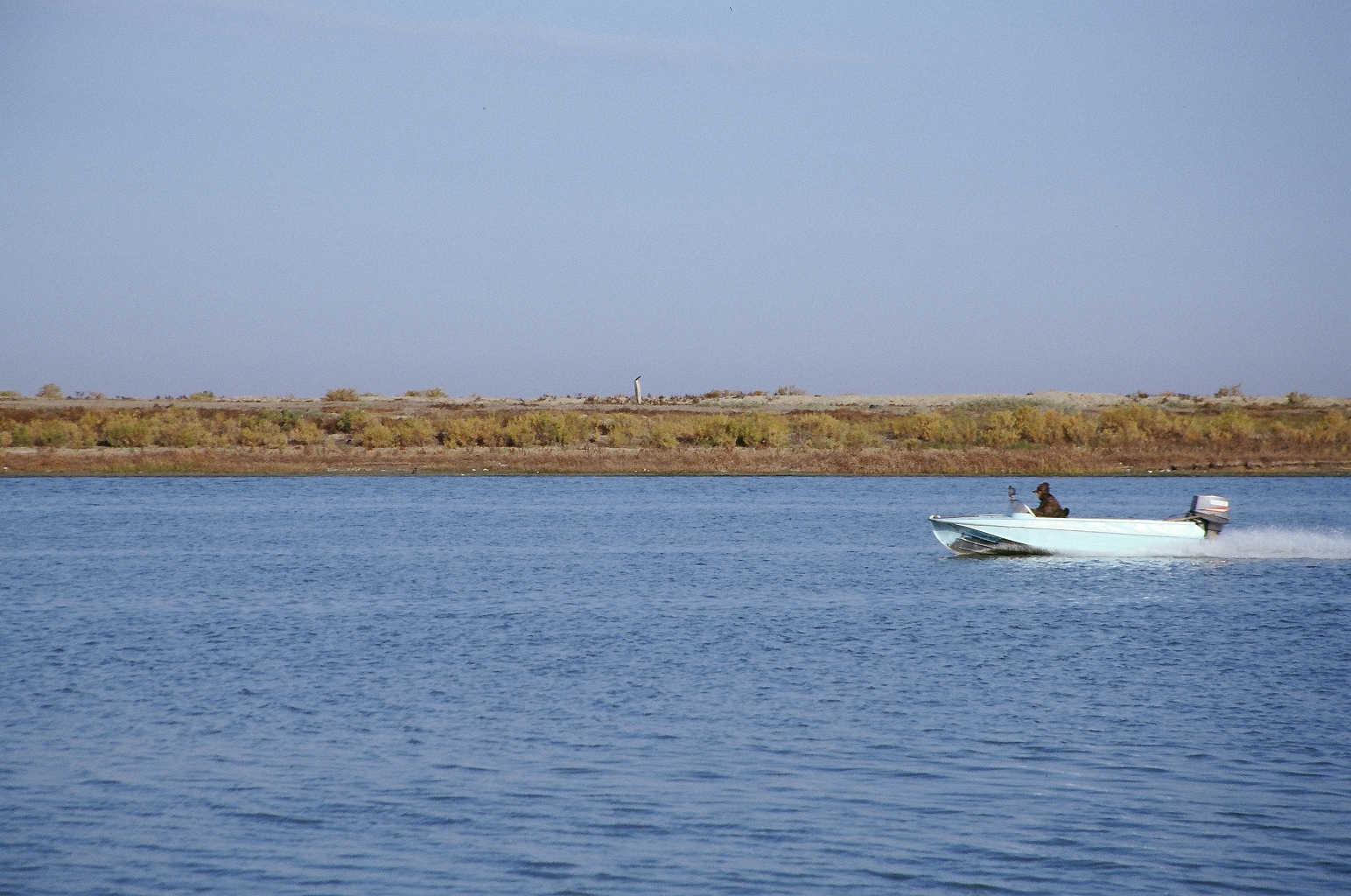 Pescatori di frodo sul fiume Ural