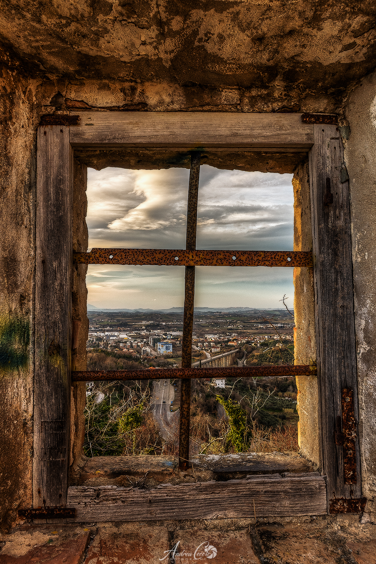 Looking at Chieti through the window | Abruzzo