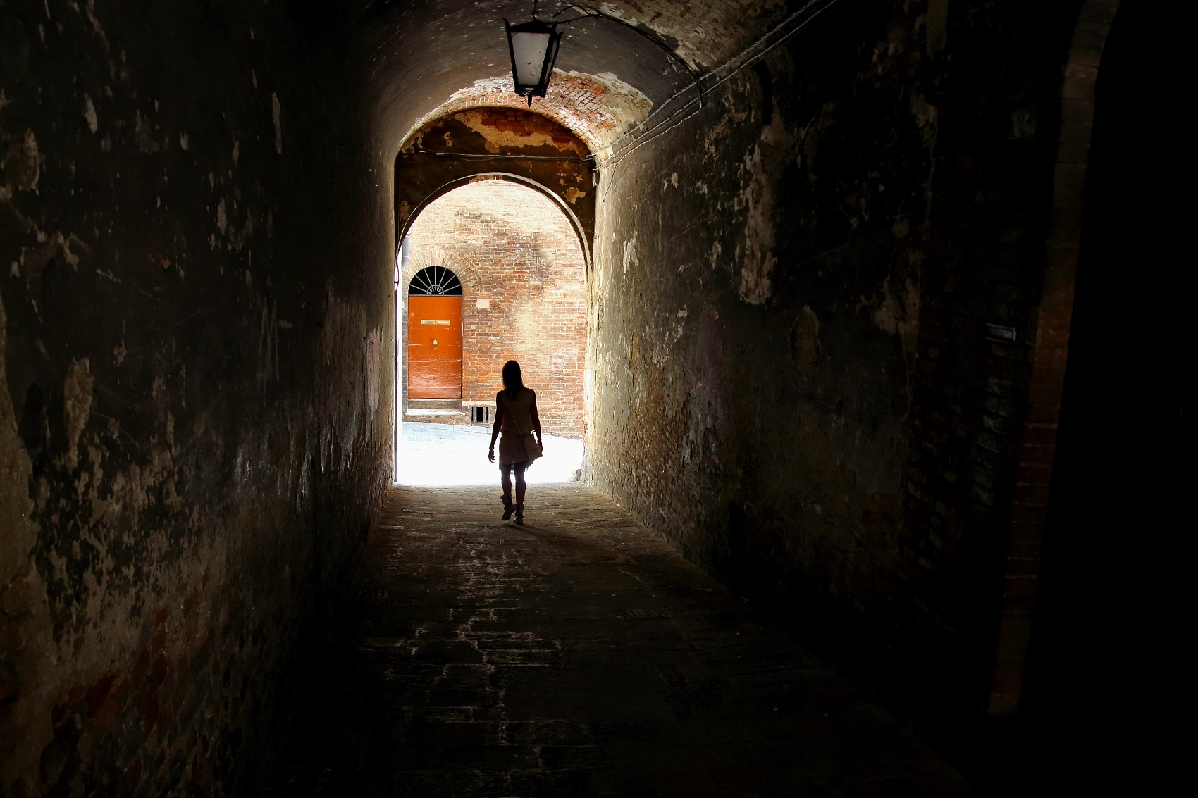 Dai camminiamo al sole....