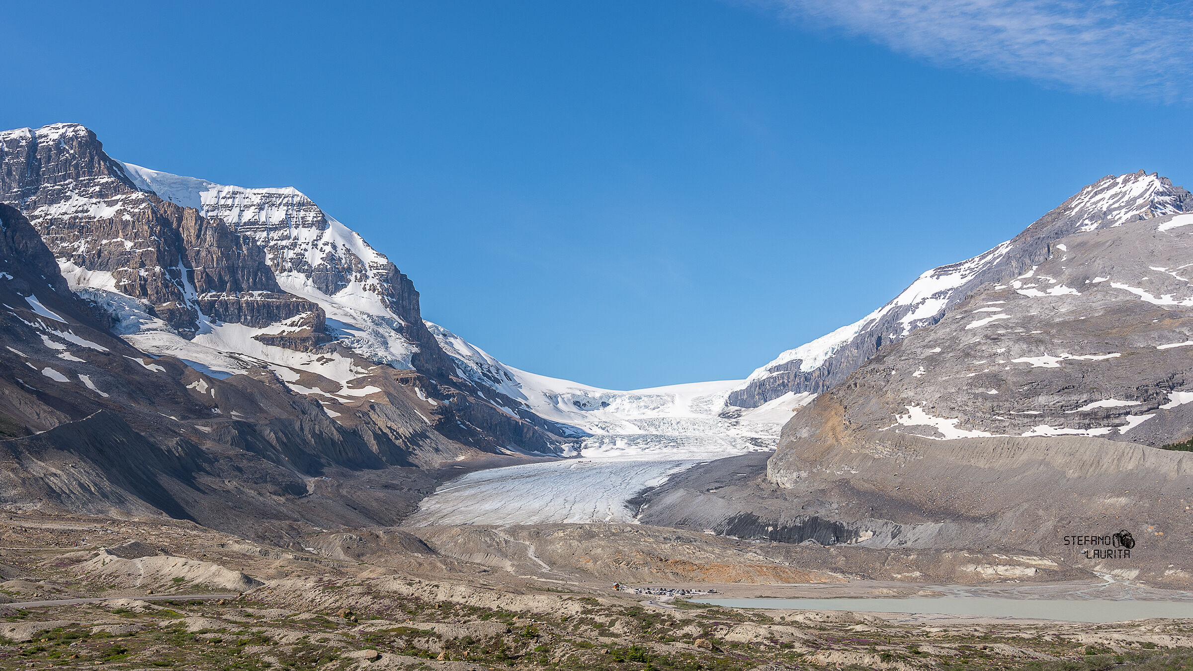 The majesty of Athabasca Glacier
