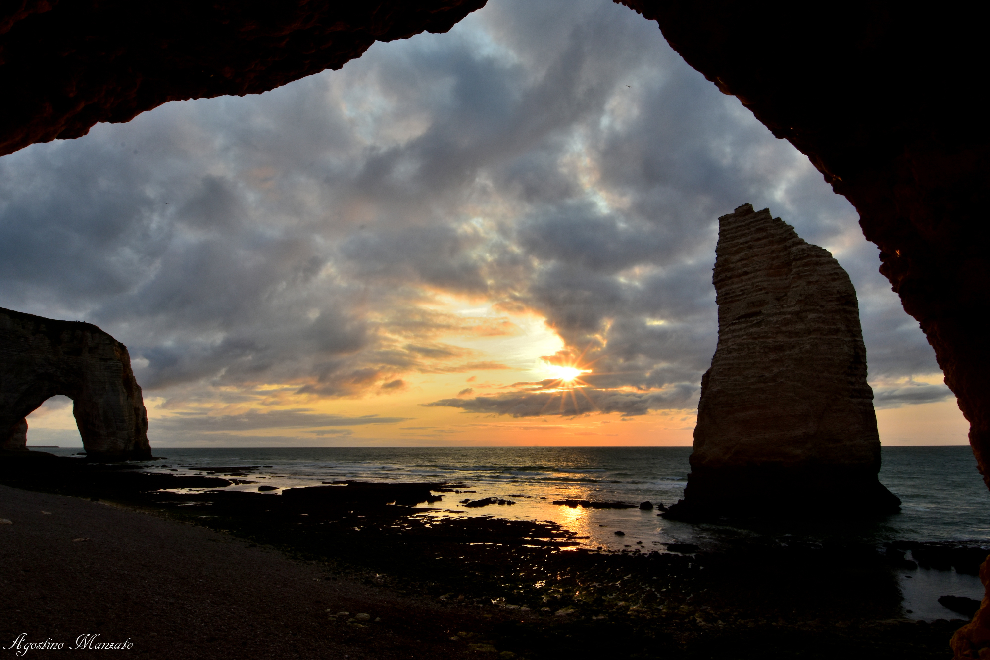 Lo scoglio dalla caverna