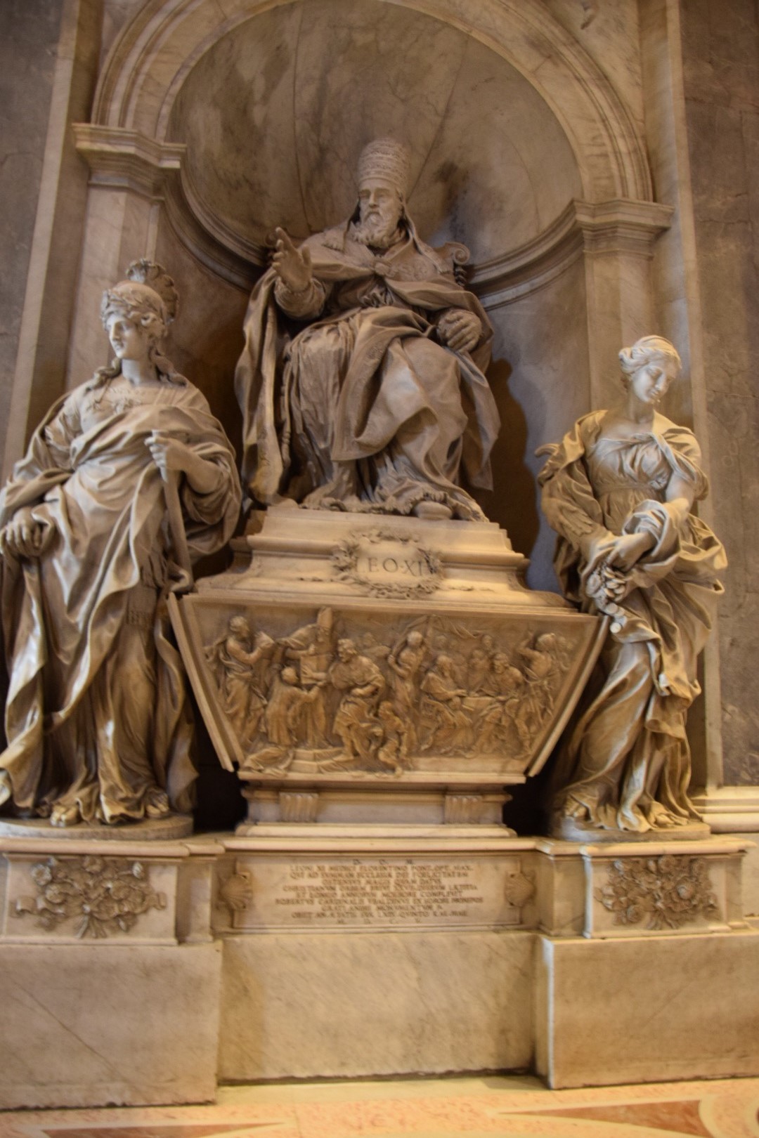 St. Peter's Basilica-tomb Leo XI