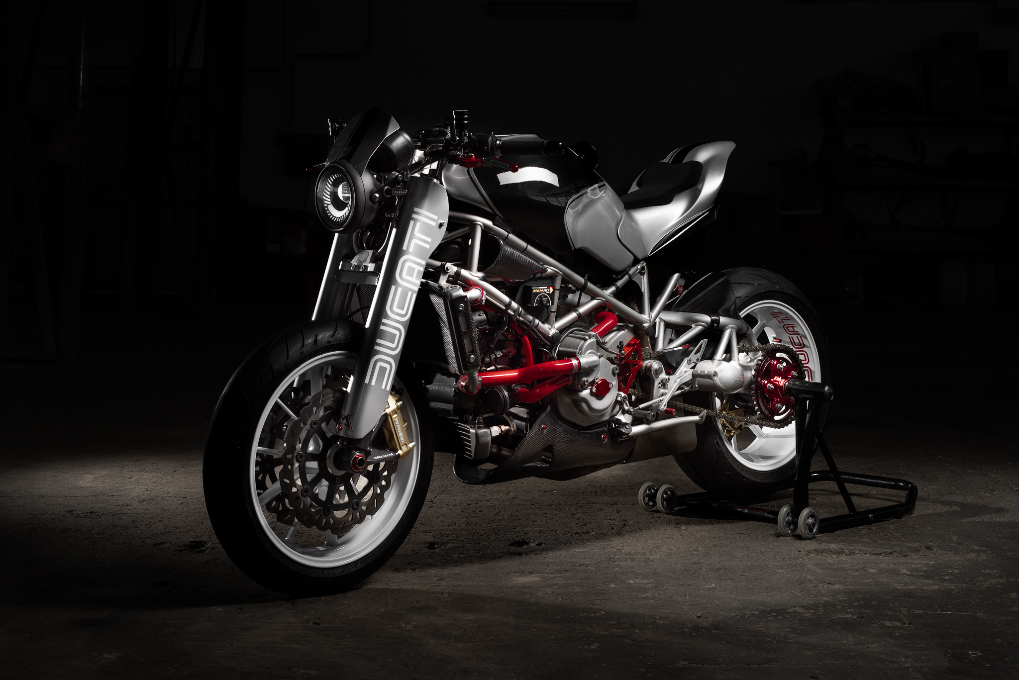 Cafe Racer by @dani_creation