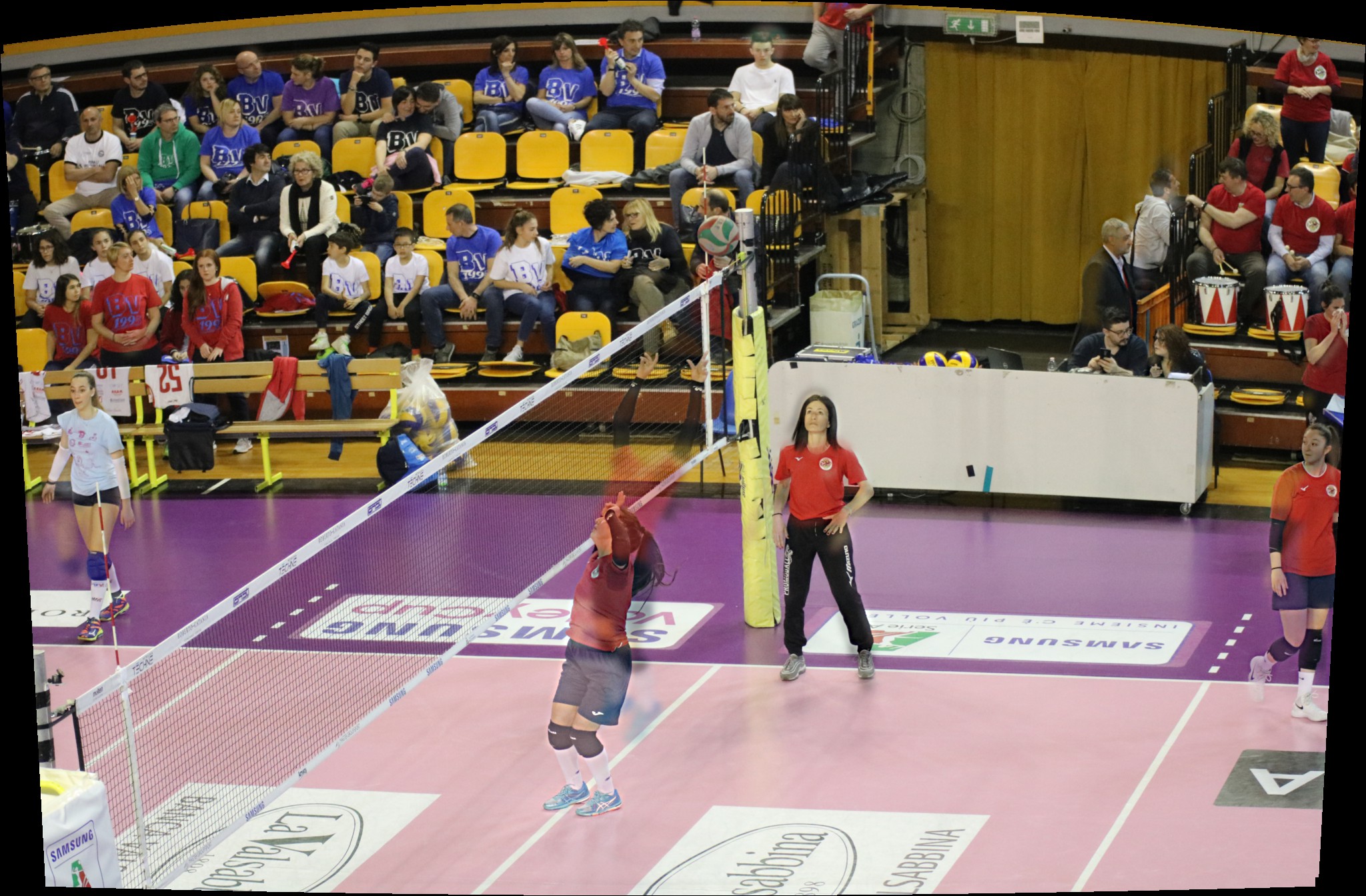 Women's ghost volley under 18