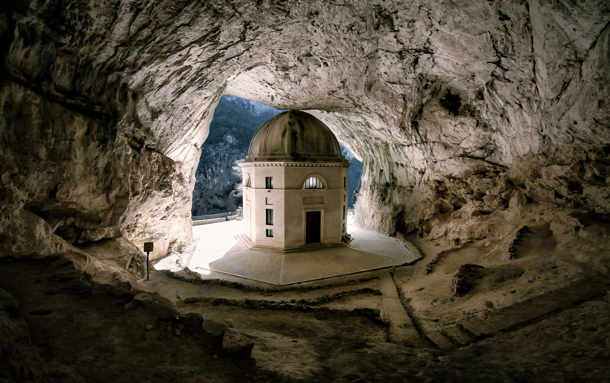 Temple of Valadier