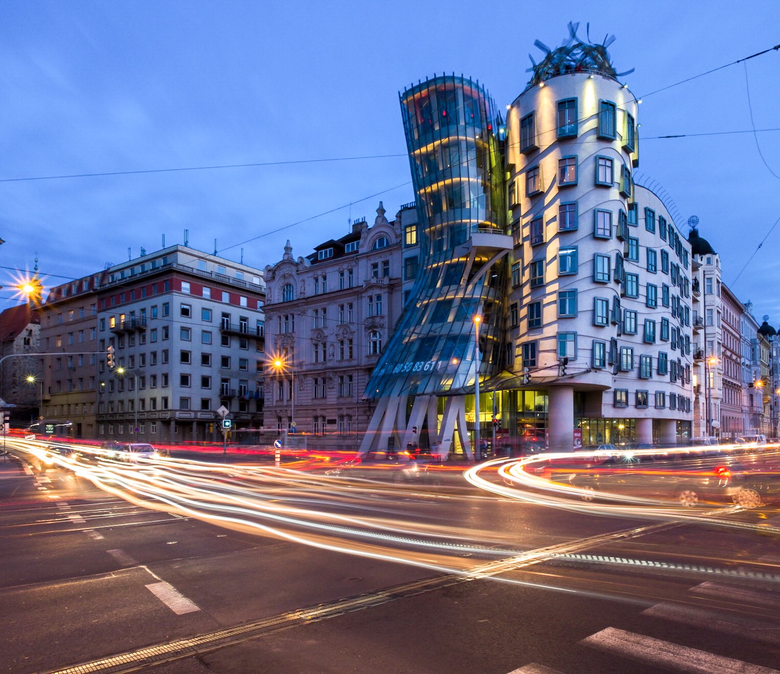 Fred & Ginger (Dancing House)