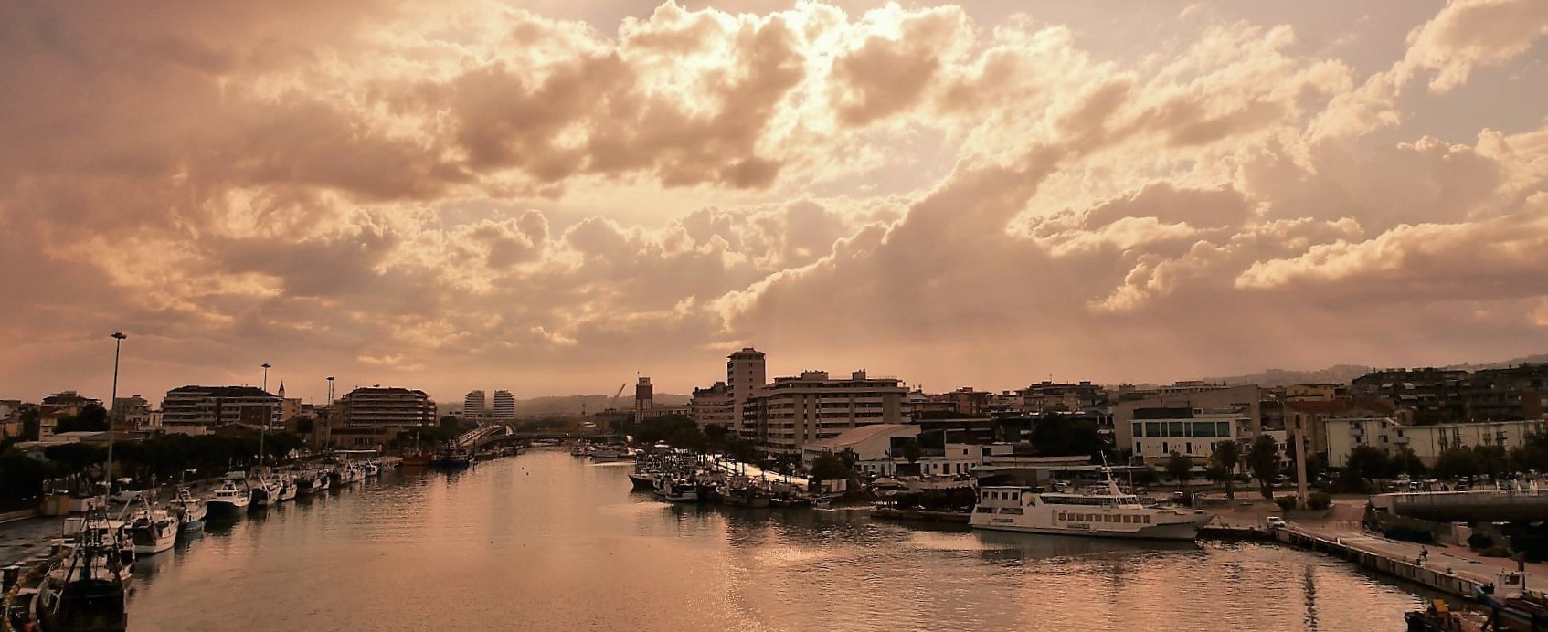 Pescara, Porto Canale