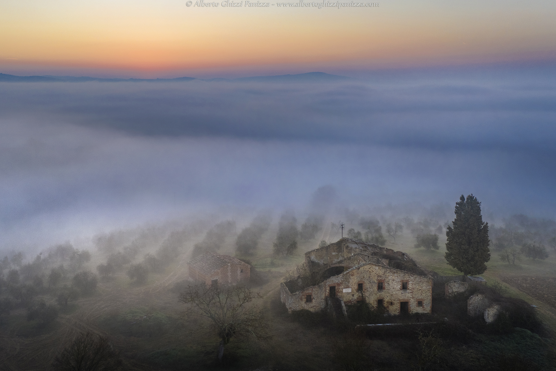 Accarezzati dalle nebbie