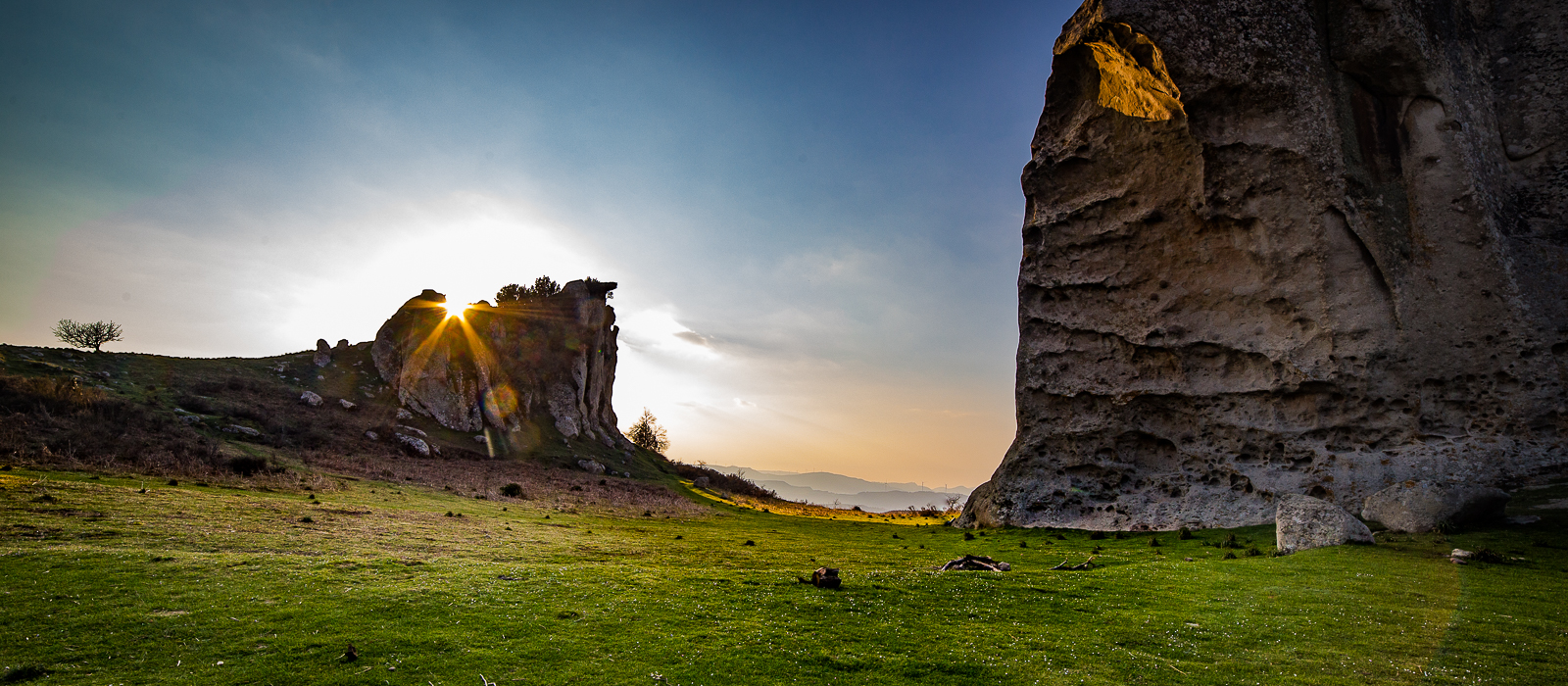 Dea orante al tramonto