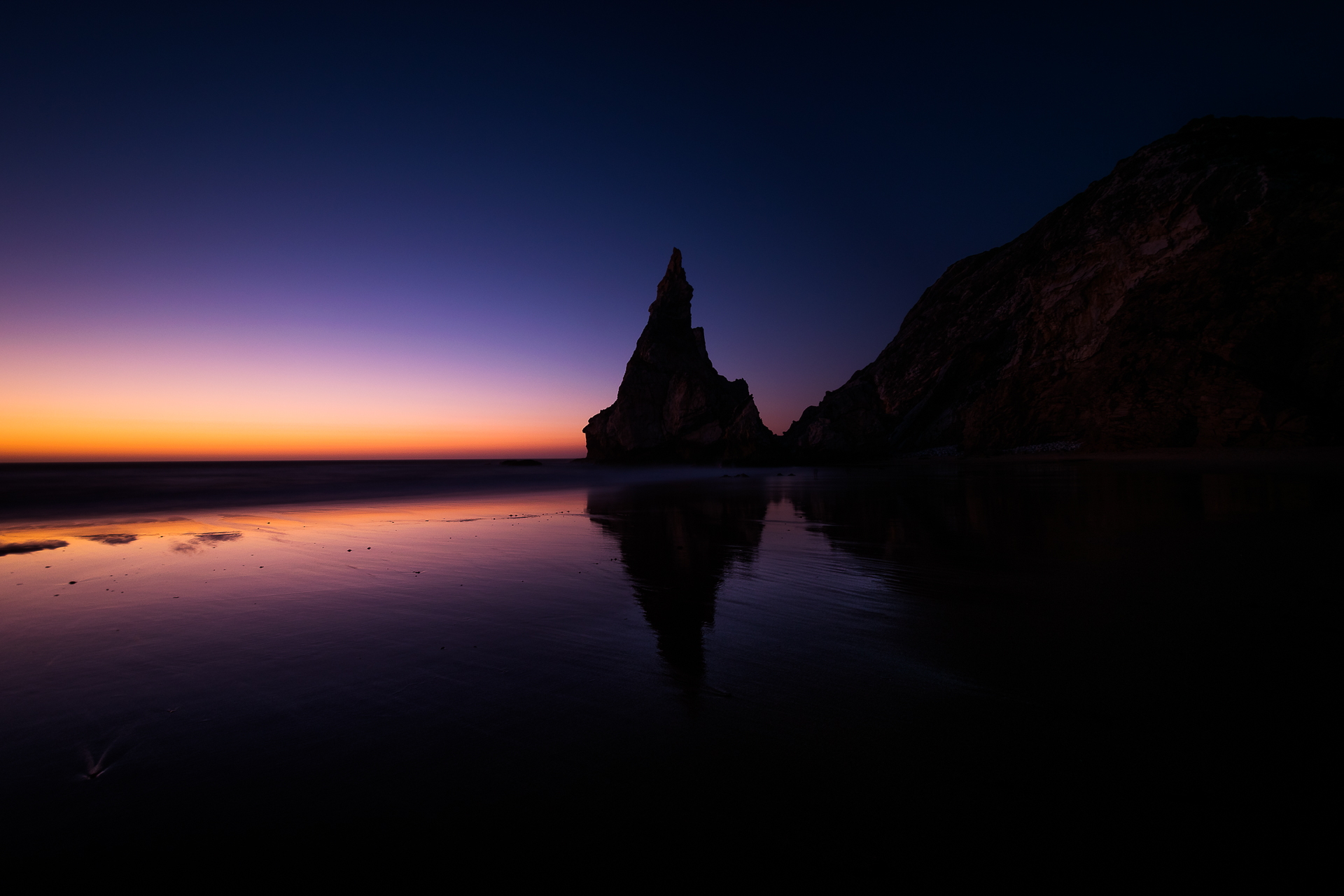 Blue Hour, Silhouette