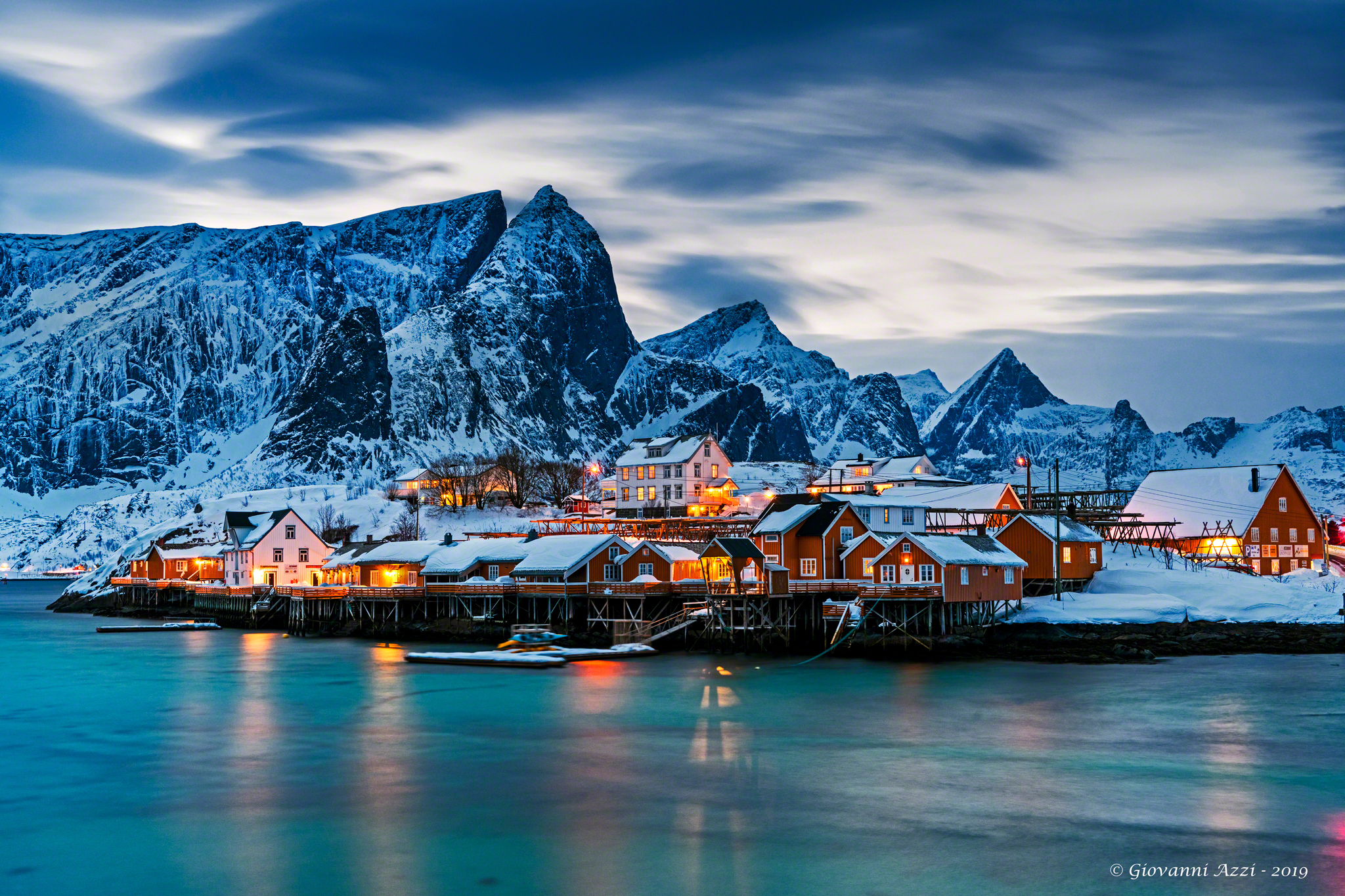 Sakrisøy blue hour 2