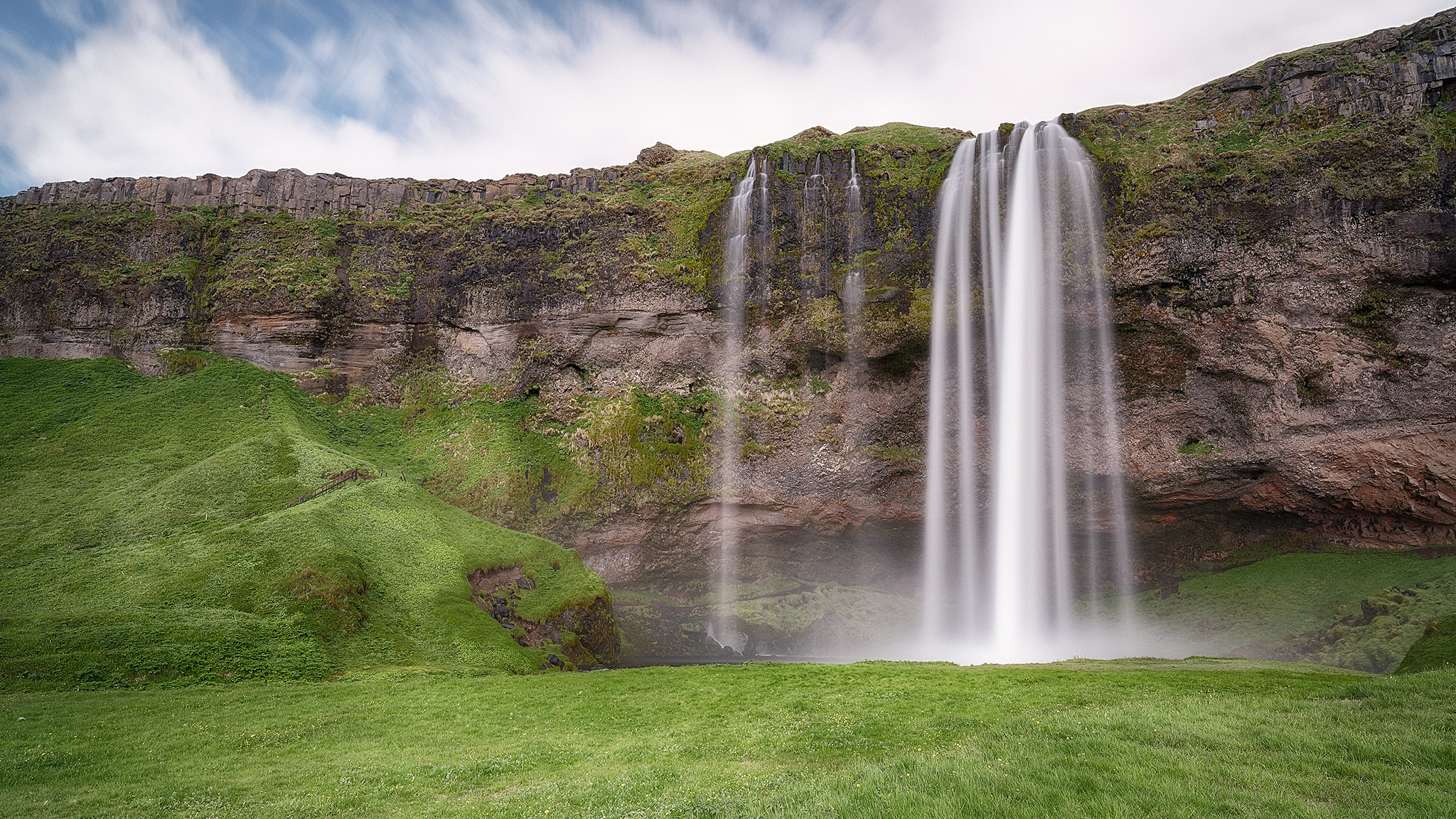 Seljalandfoss Waterfall