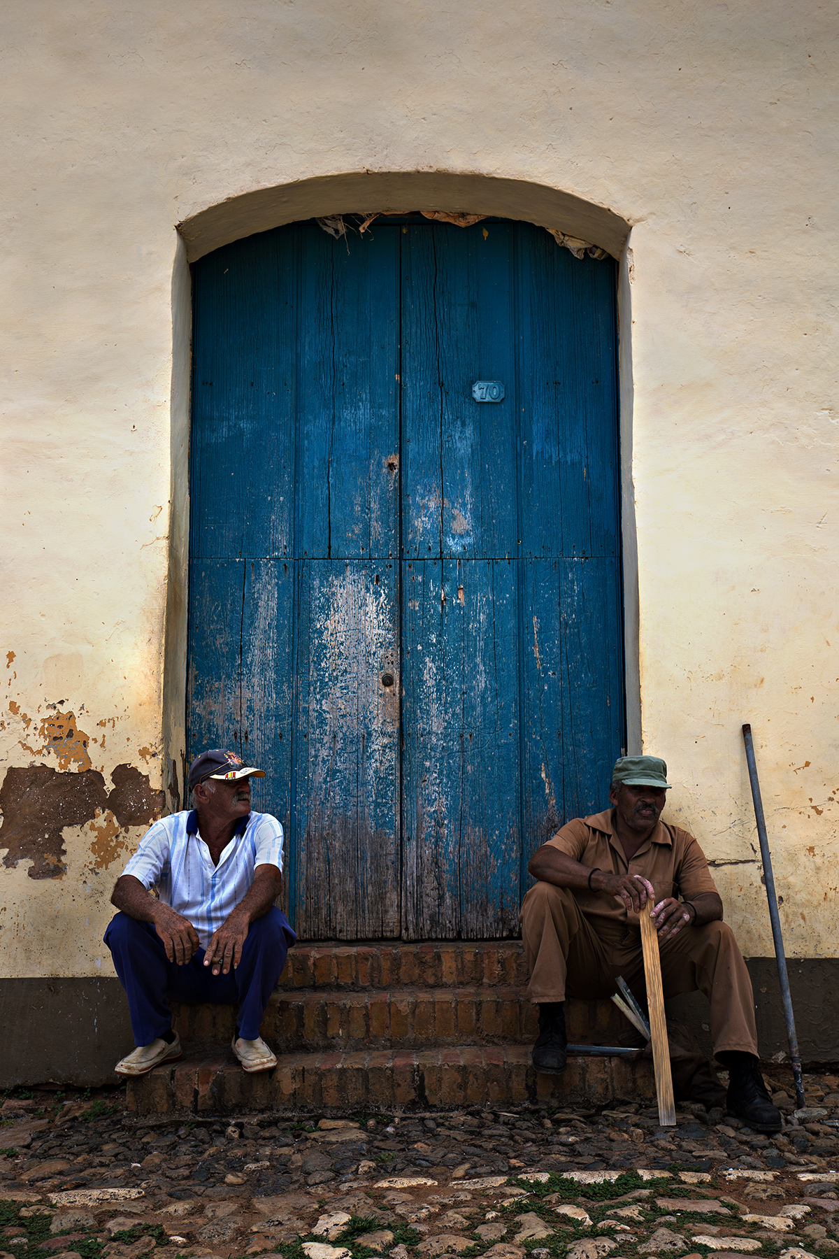 Riposo dopo una giornata di lavoro, Trinidad, Cuba.