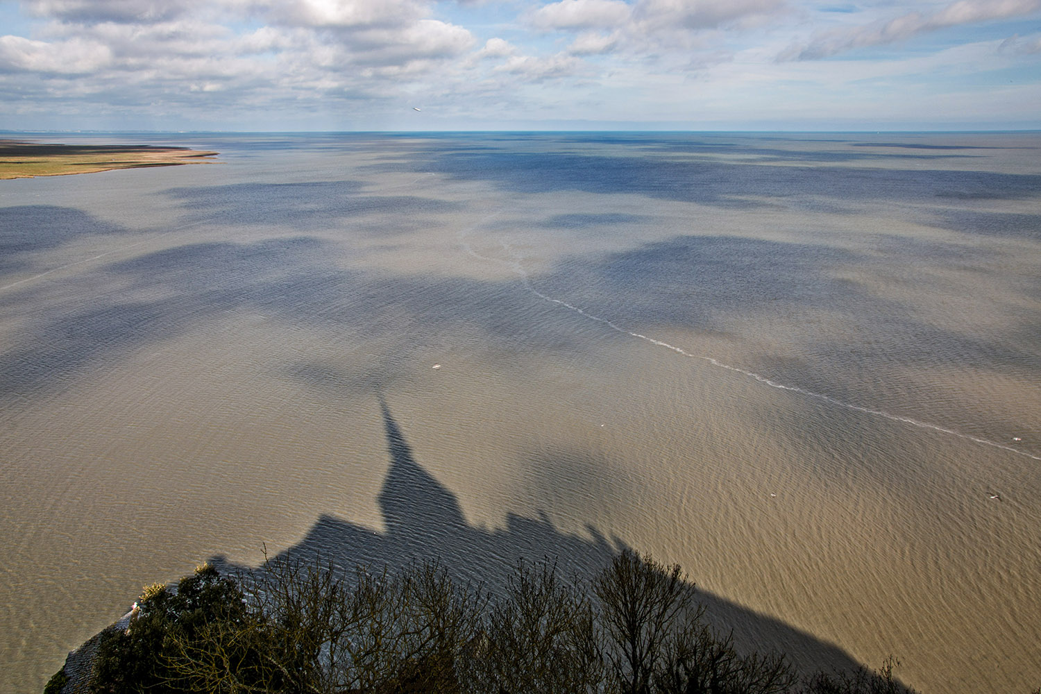 l'ombra di Saint Michel