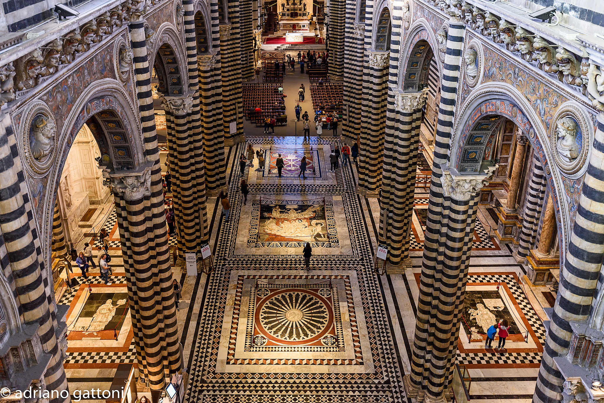 Duomo di Siena ripreso dalla "Porta del cielo"