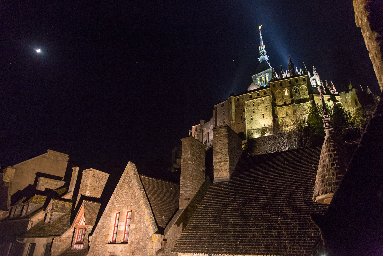 Notte a Mont Saint Michel