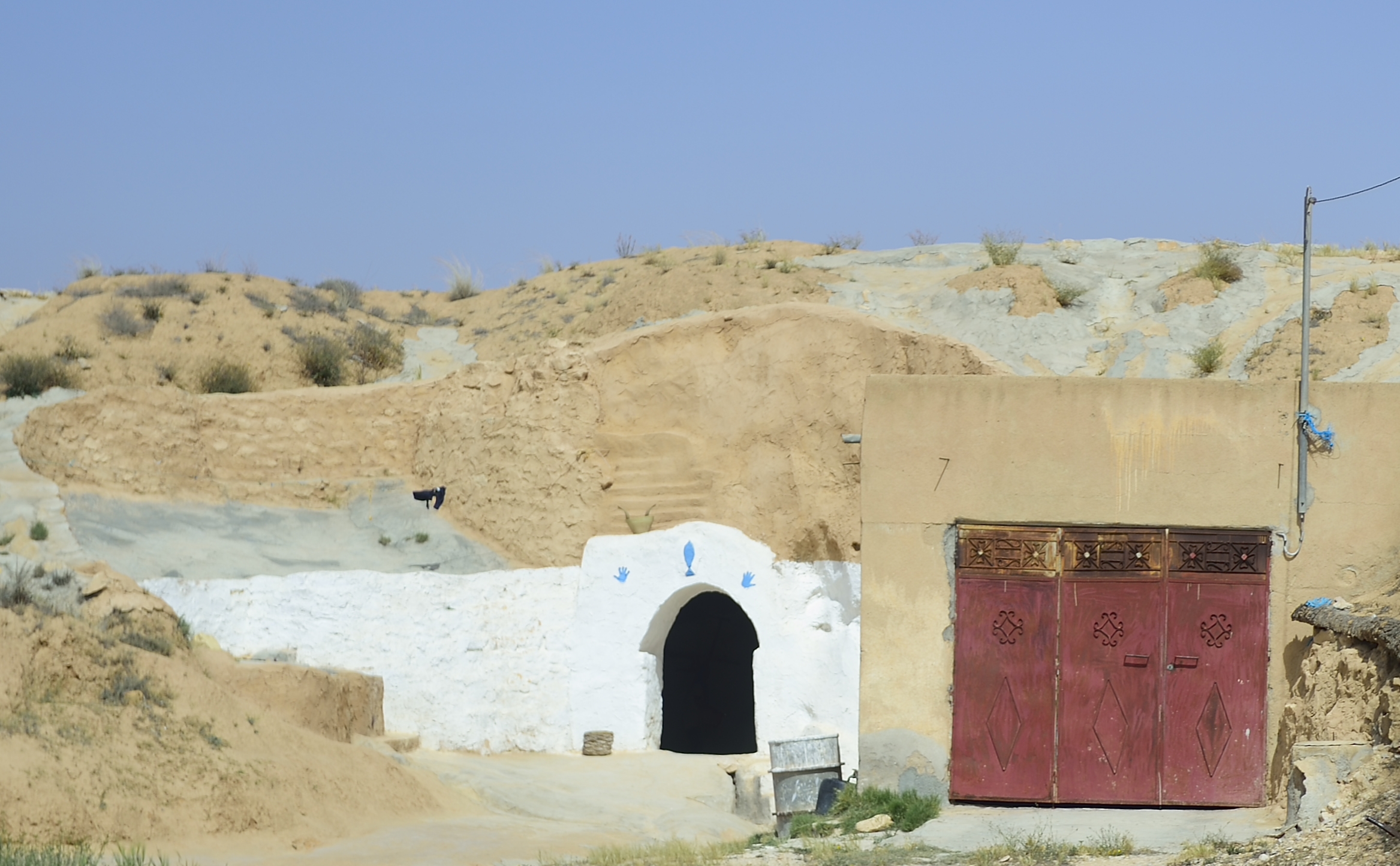 Houses of Troglodytes