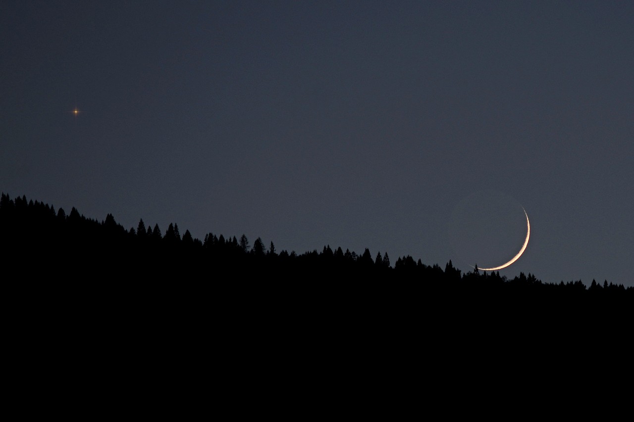 Falcetto di Luna crescente con Aldebaran
