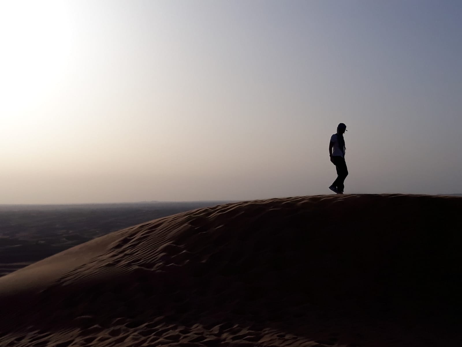 Al tramonto, sulle sabbie rosse - EAU