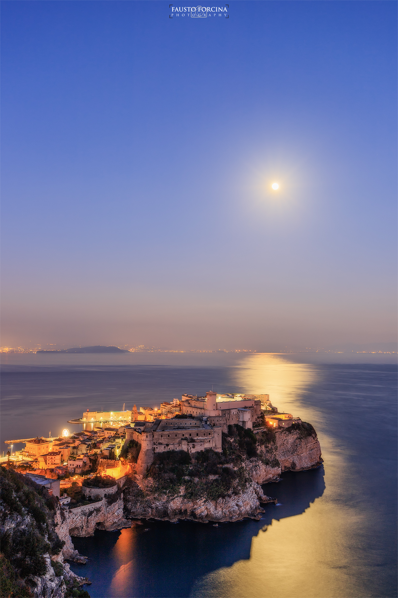 Gaeta in luna piena