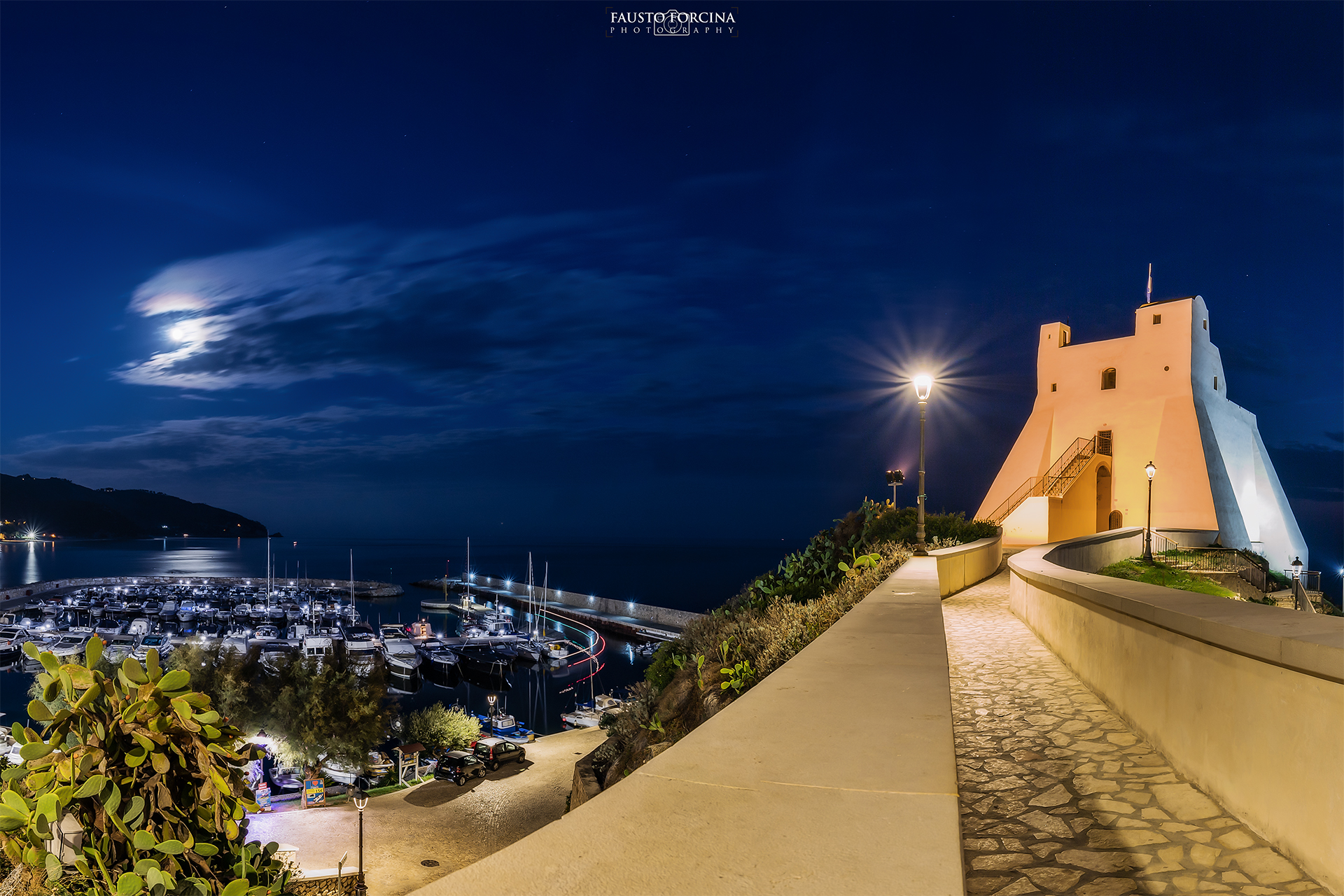 Torre Truglia e il porto di Sperlonga