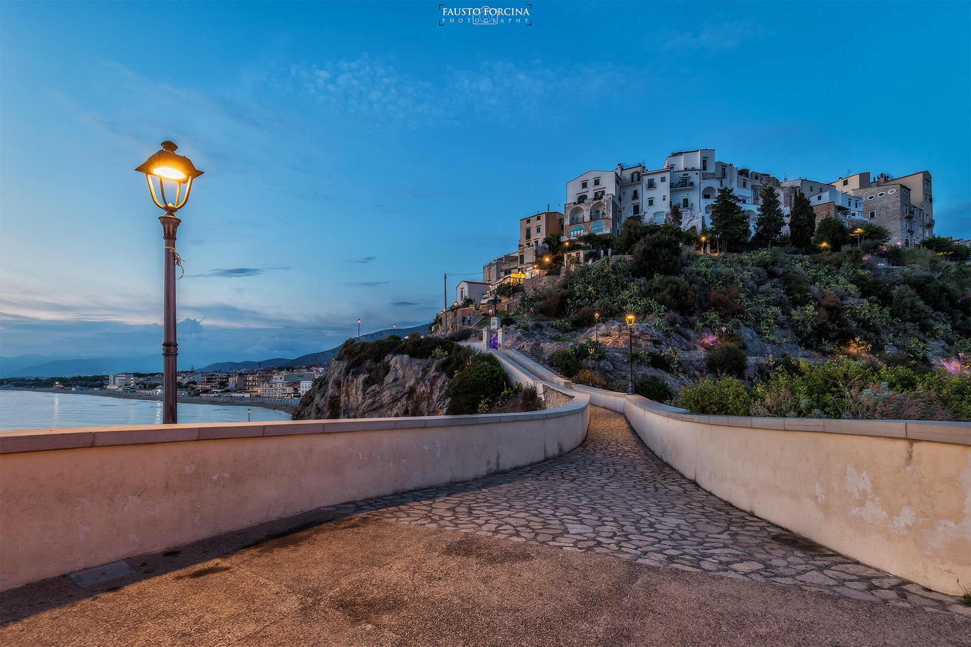 Sperlonga di sera
