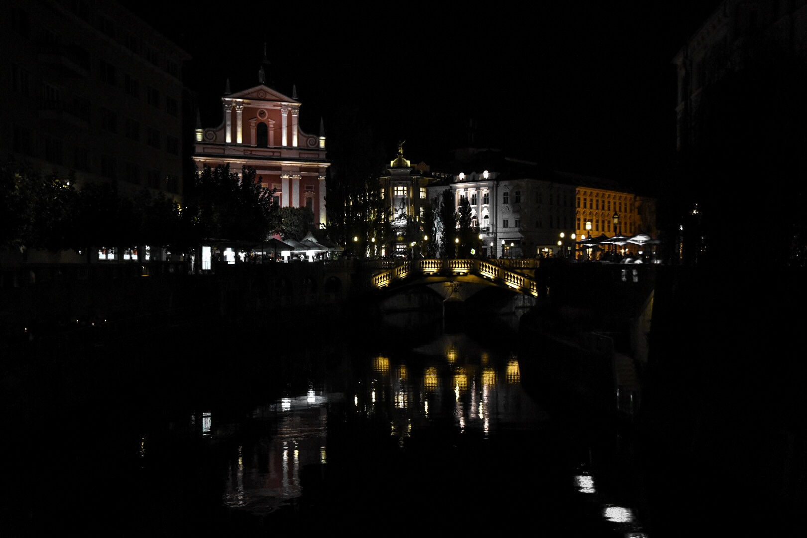 Lubiana, esterno notte