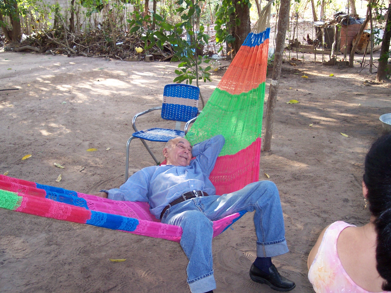 EL suegro Feliz