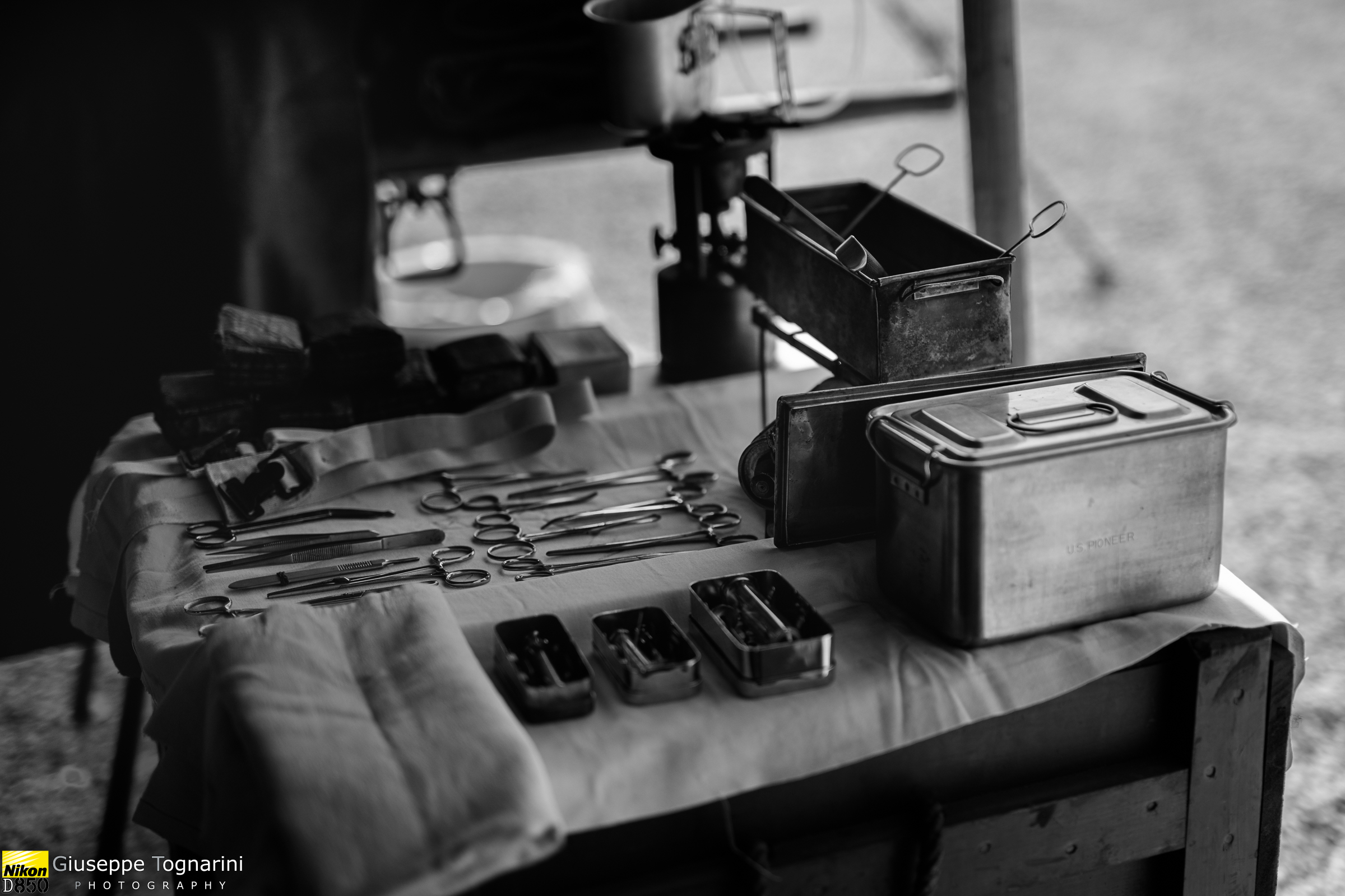 Field hospital instruments