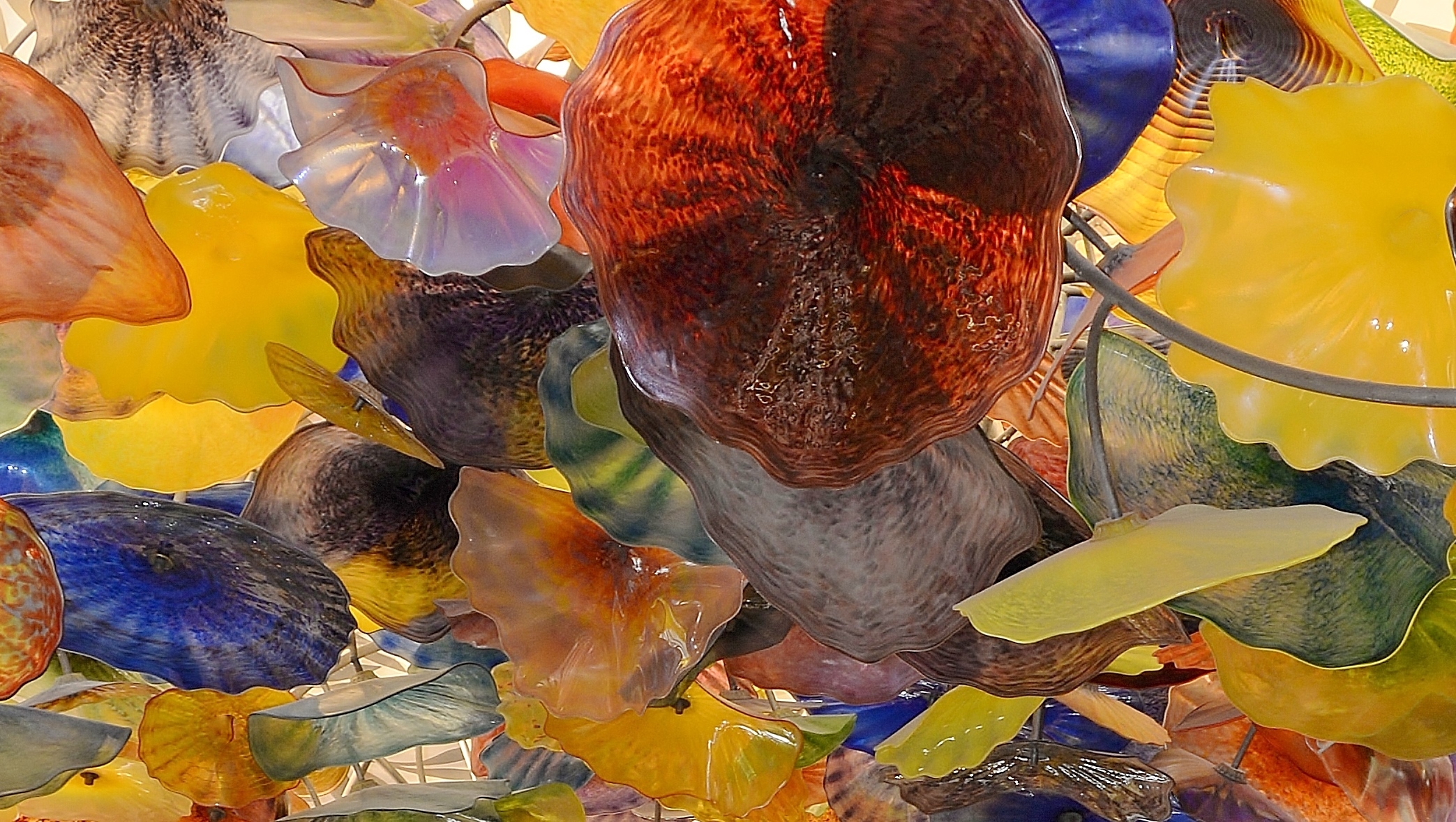 Composizione in vetro colorato