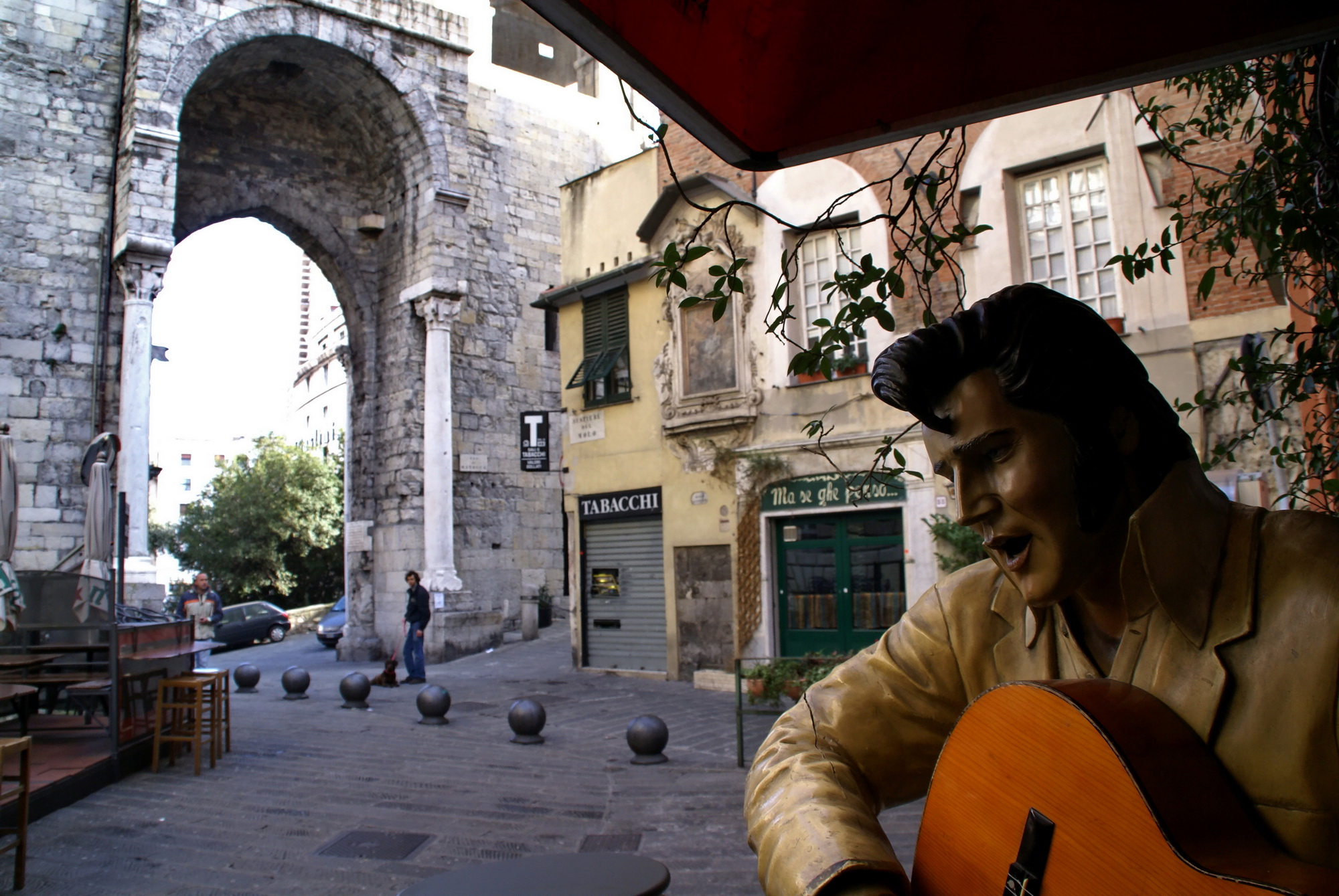 Walking around Genoa