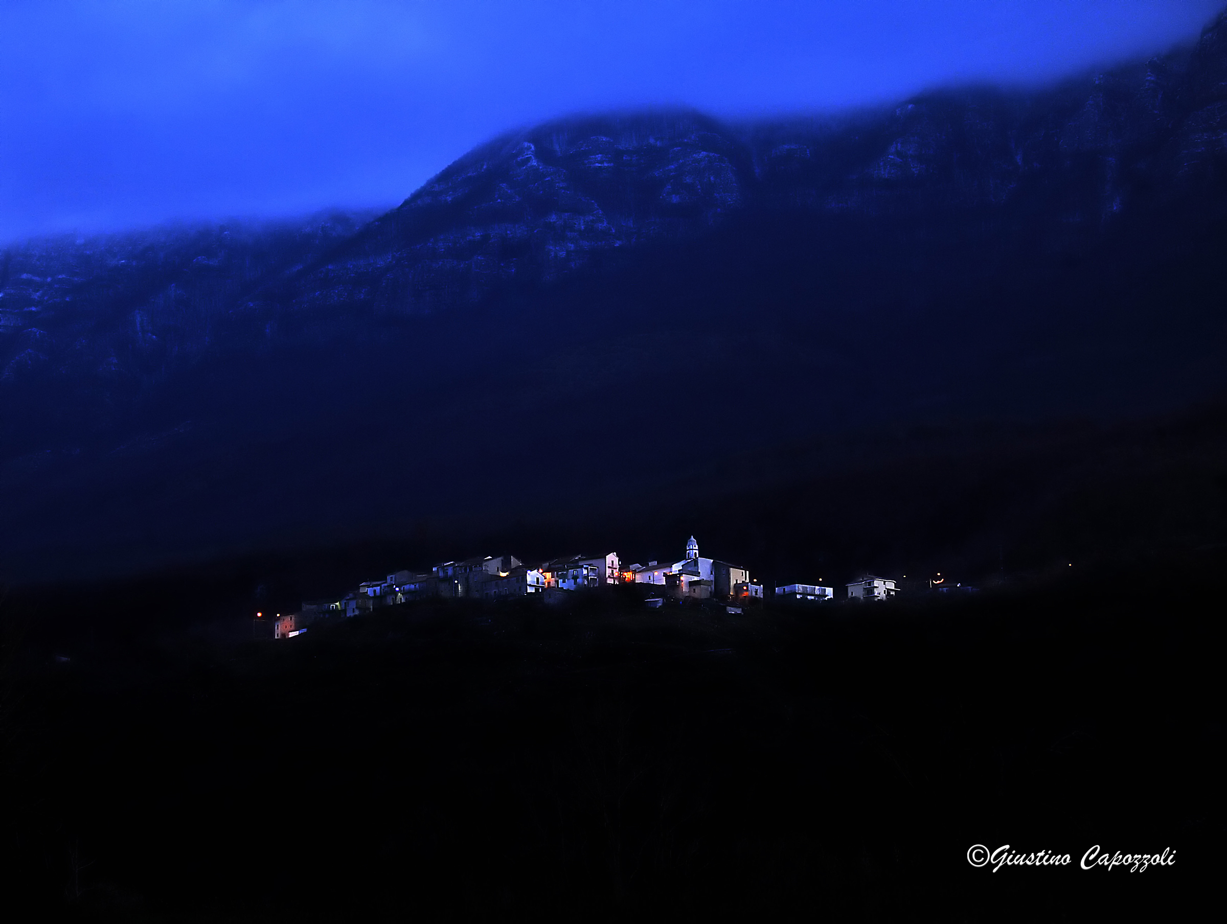 L'ora  blu Zuppino Sicignano degli Alburni (sa)