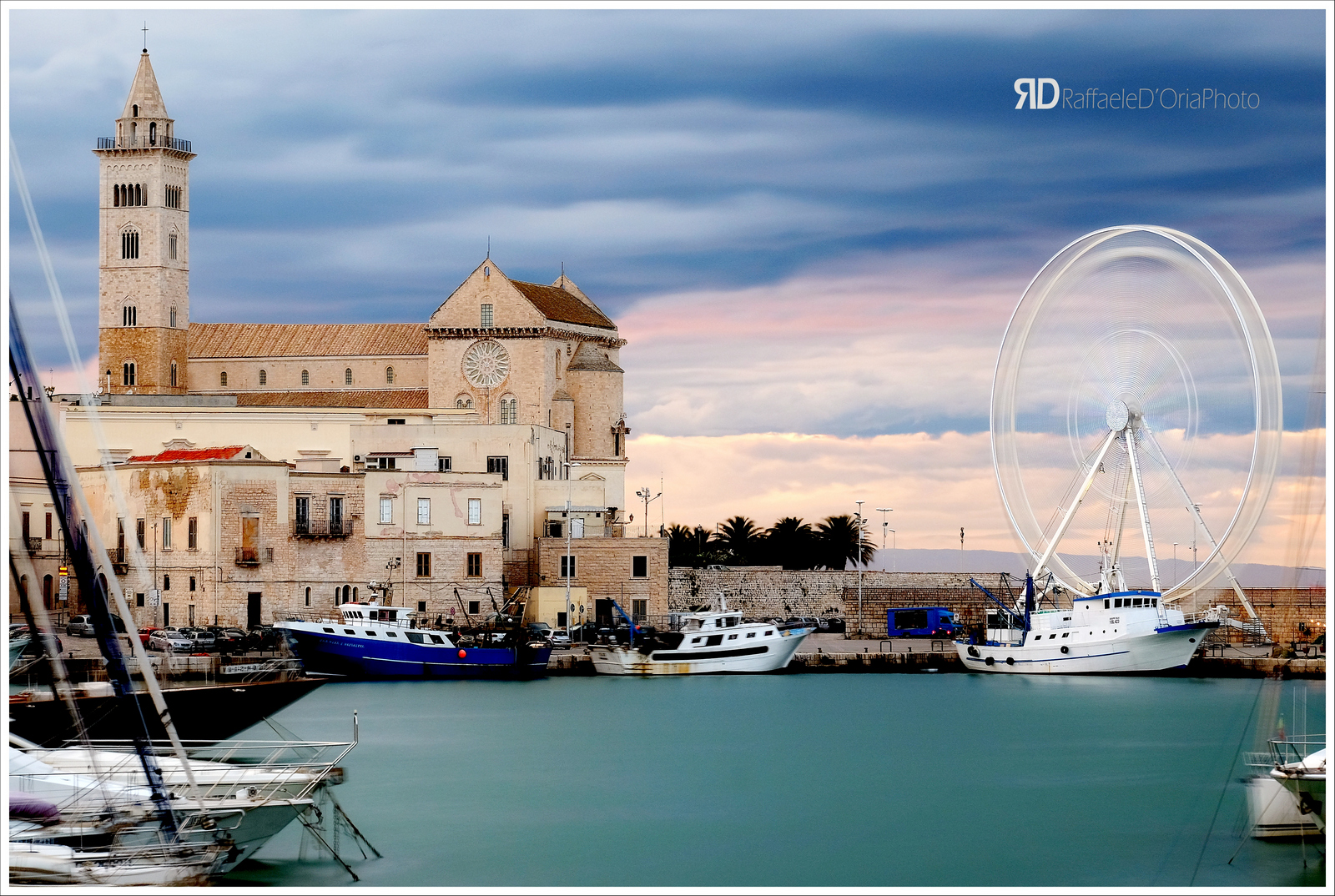 Trani con Ruota e Cattedrale