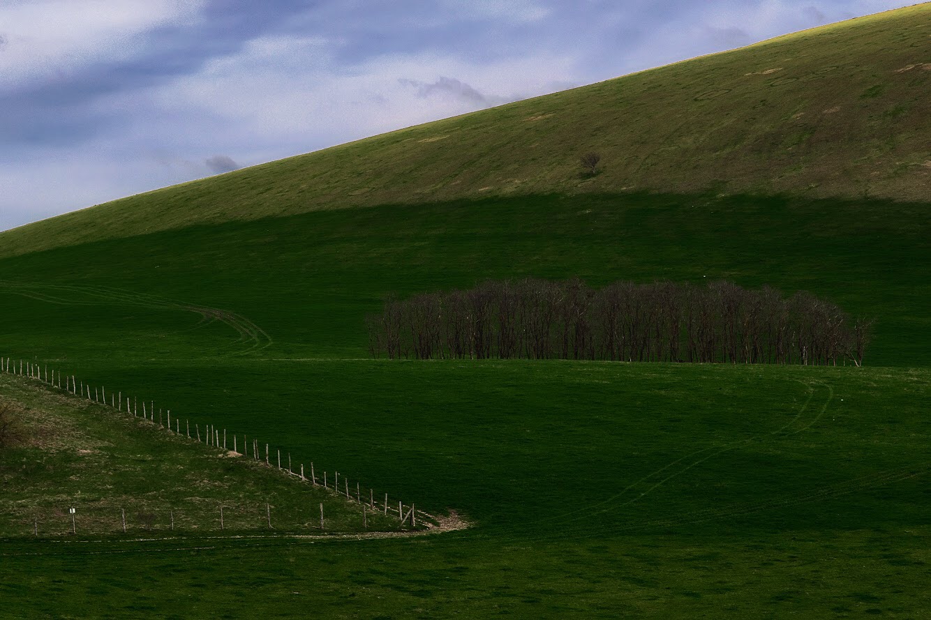 A glimpse of the countryside