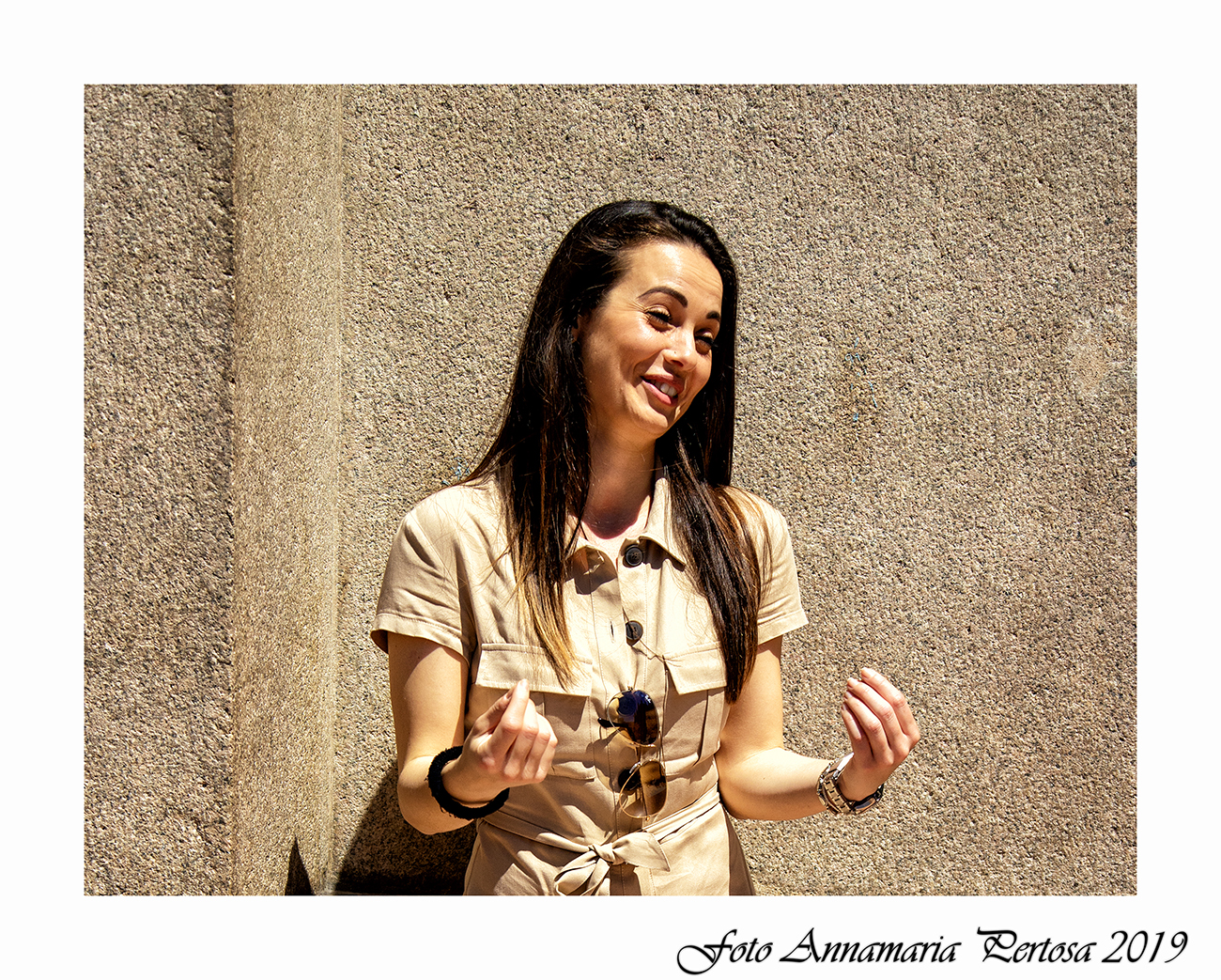 Una modella in piazza Duomo