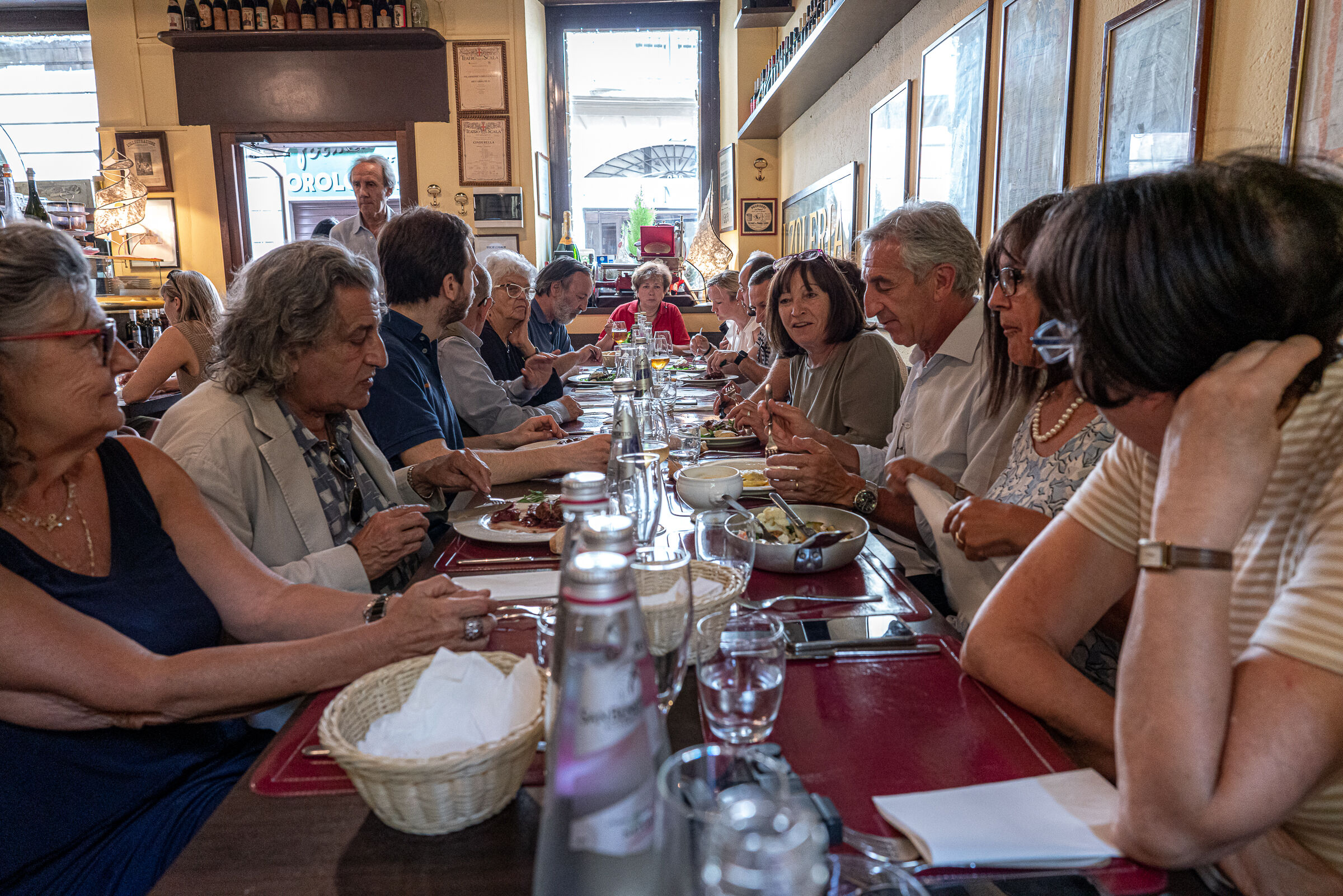 Perty party - tavolata ..se magna...