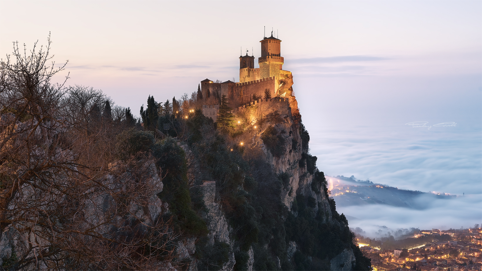 Torre Guaita_San Marino tra le nuvole