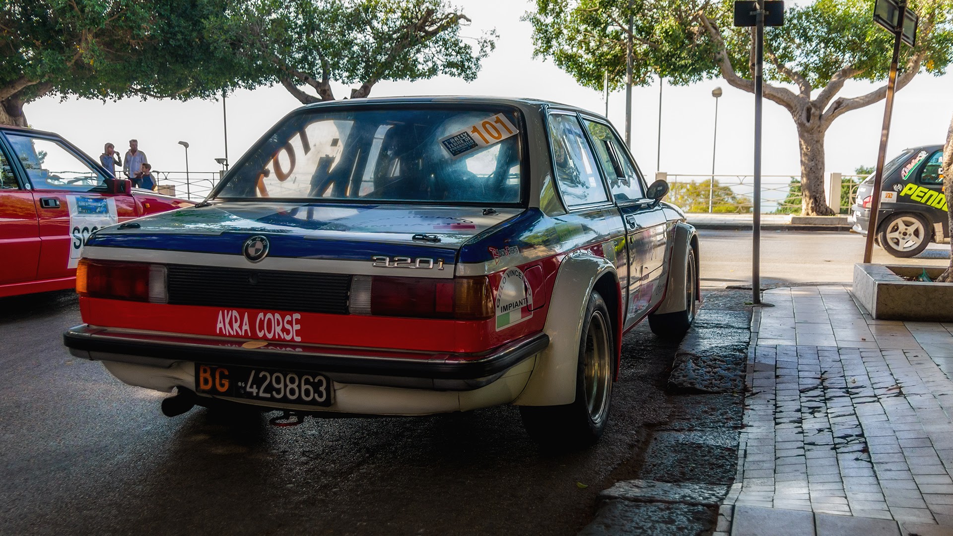 Prohibition of parking