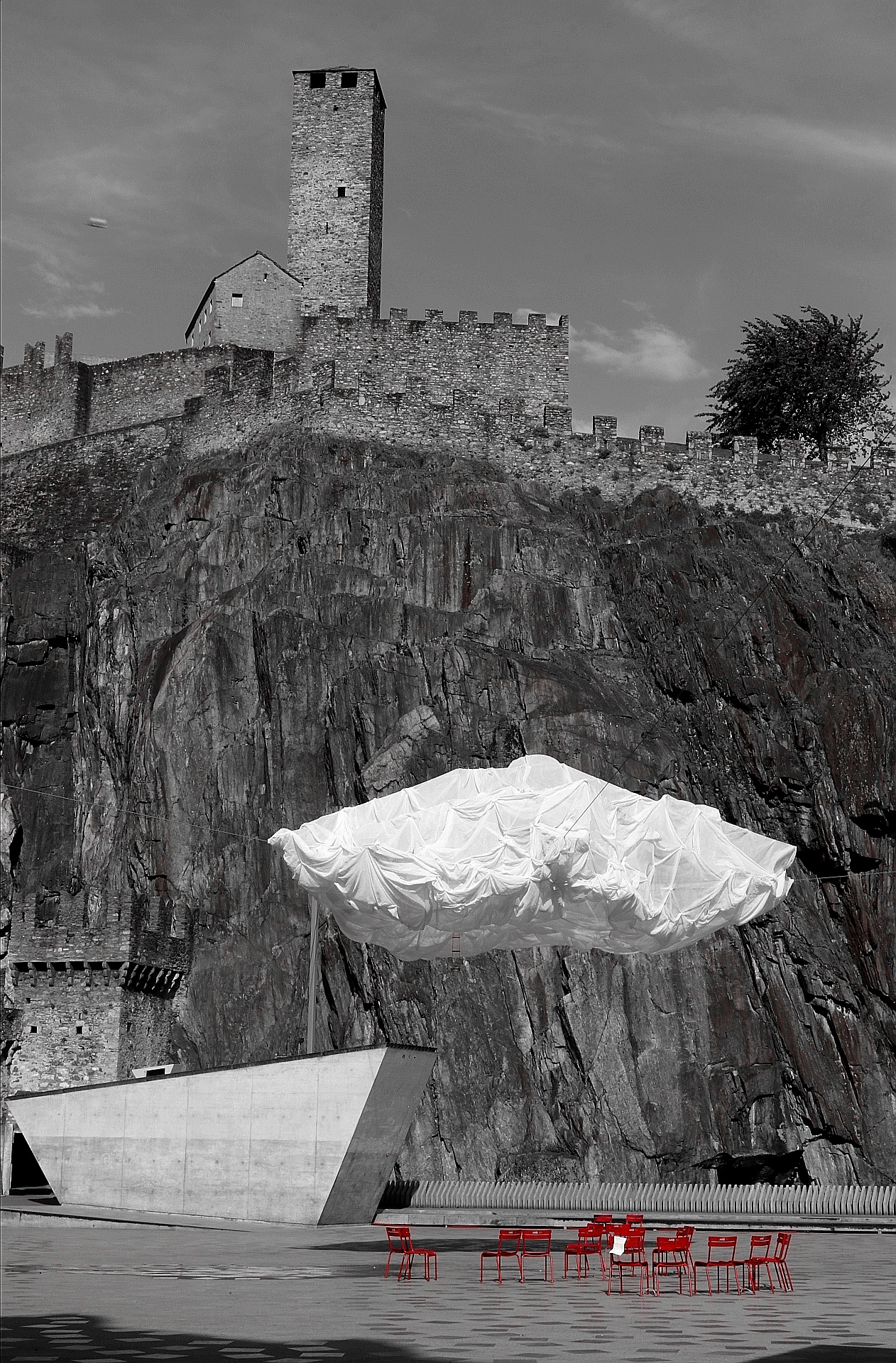 Nuvola sopra Piazza del Sole