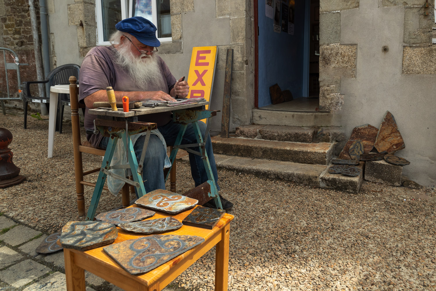 Artist/craftsman Out of his workshop